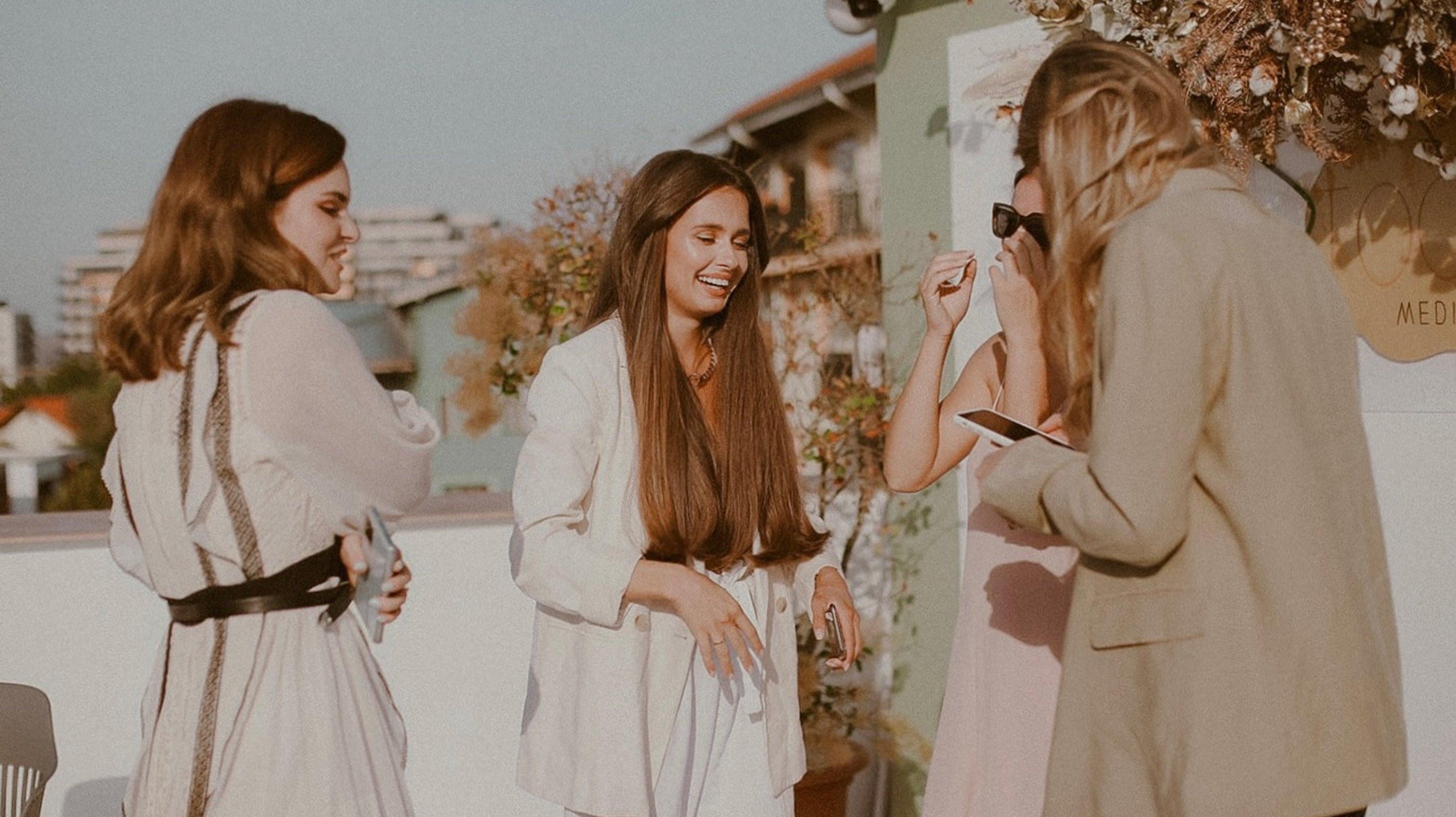 S'habiller selon son Âge : Le Guide Complet pour Trouver votre Style à Tout Âge - beautifulshop