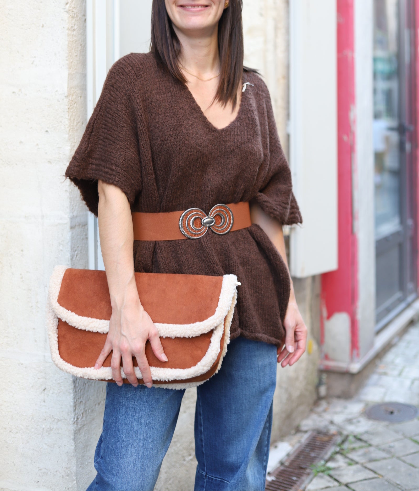 Sac à Main Camel Effet Suédine & Moumoute – Esprit Cosy Chic-beautifulshop-boutiqueangouleme