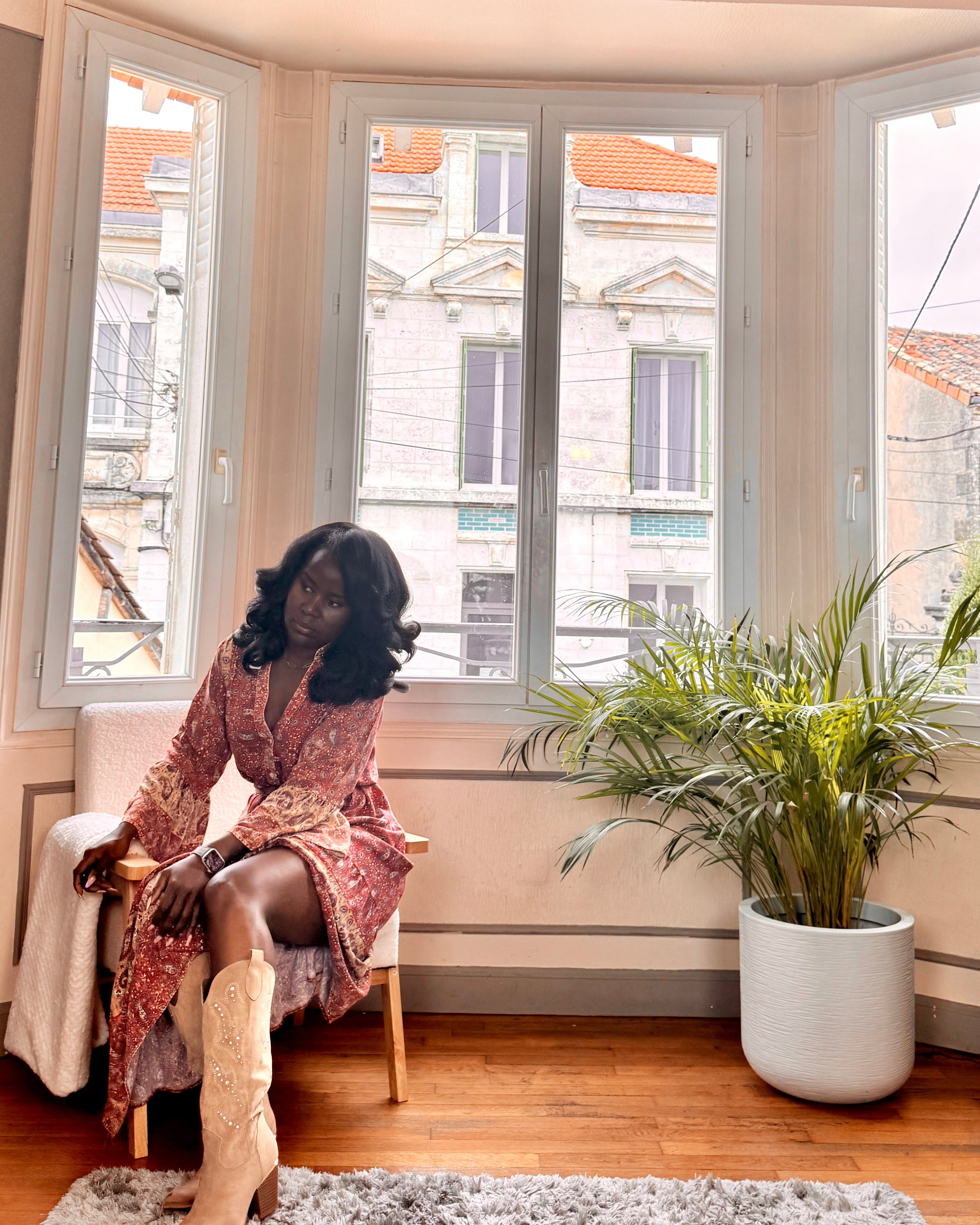 Bottes_Western_Beige_a_Clous_Look_Cowgirl_Tendance_5
