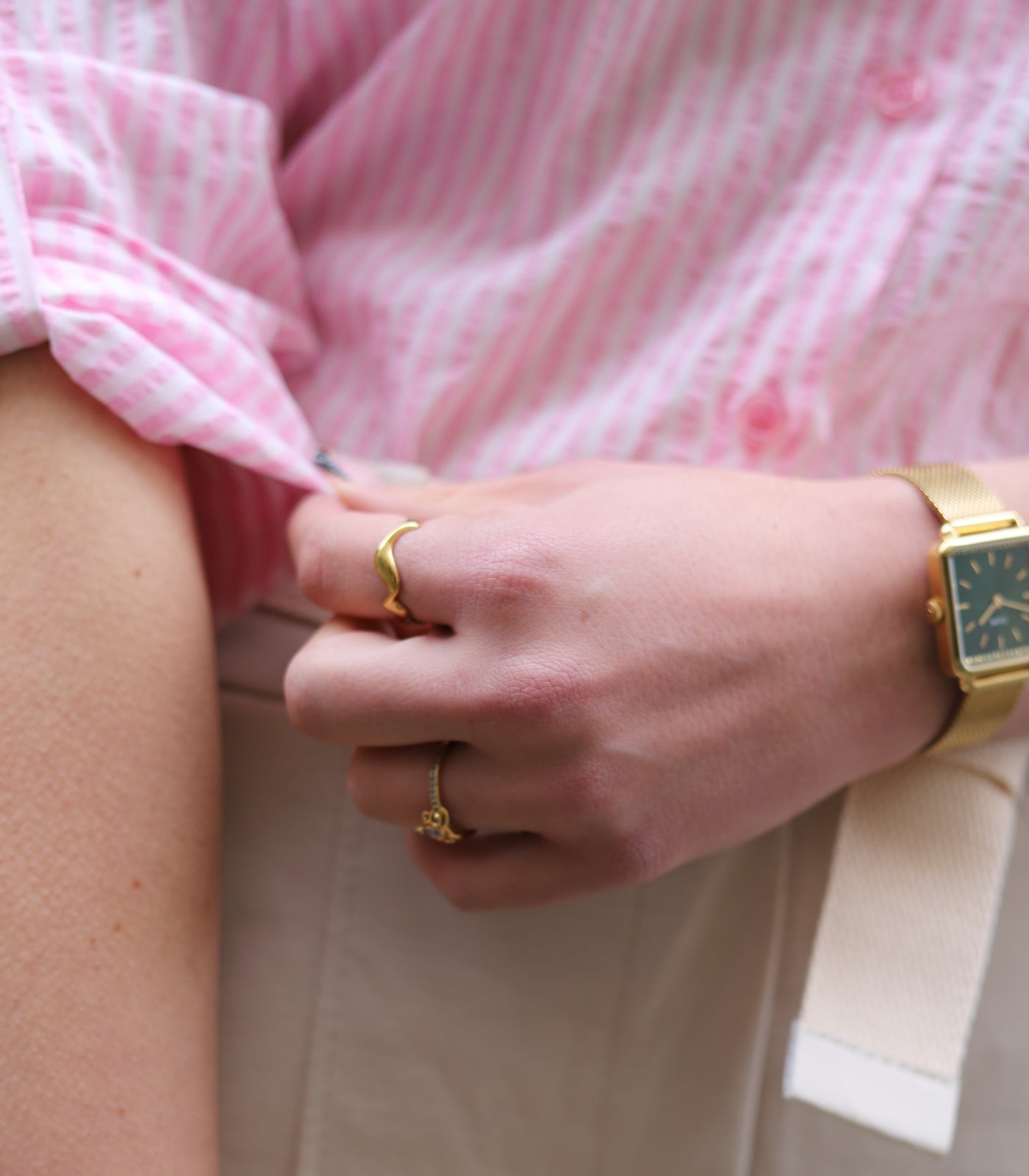 Chemise à rayures gaufrée rose