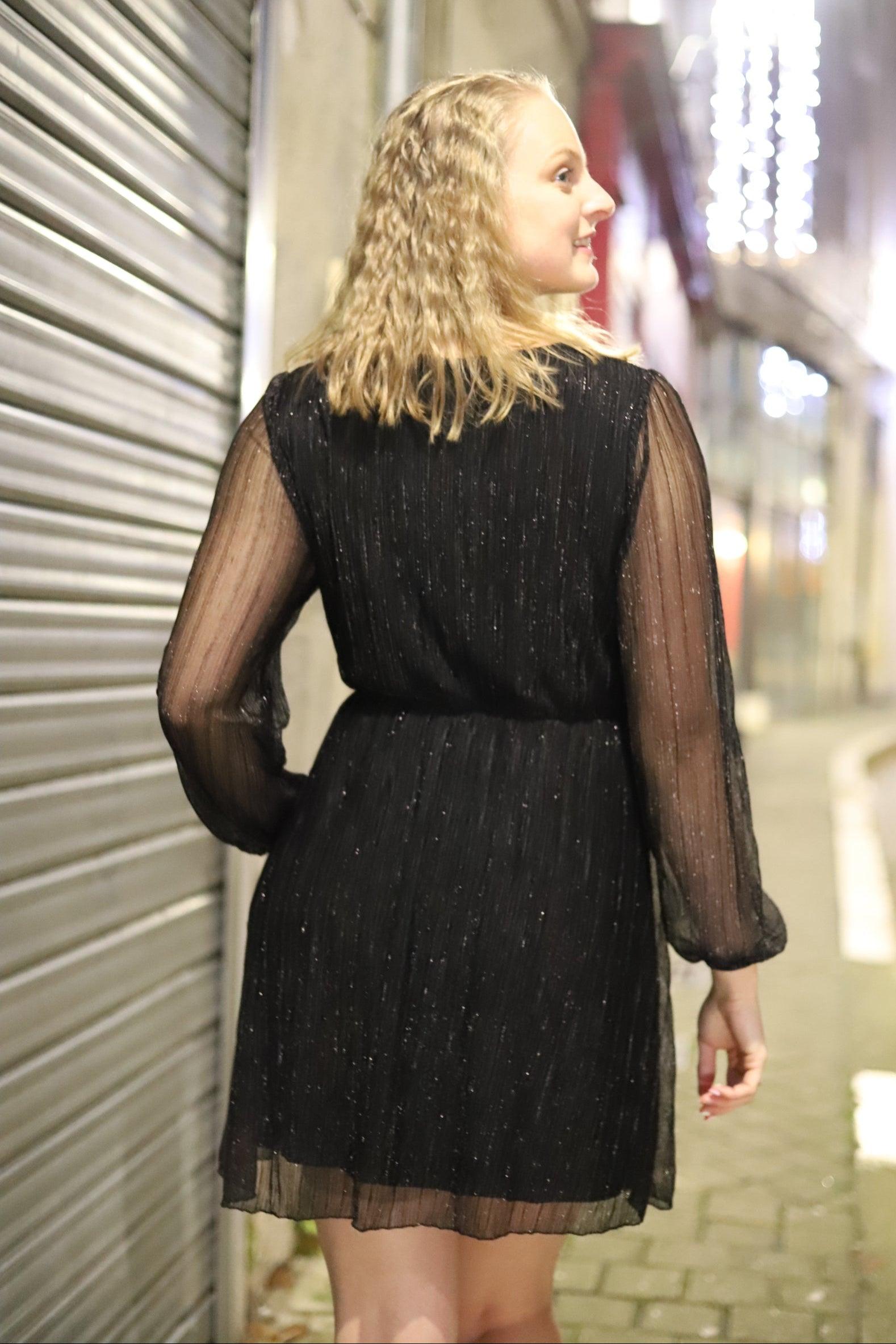 Robe Noire Courte à Paillettes – Élégance Scintillante - beautifulshop