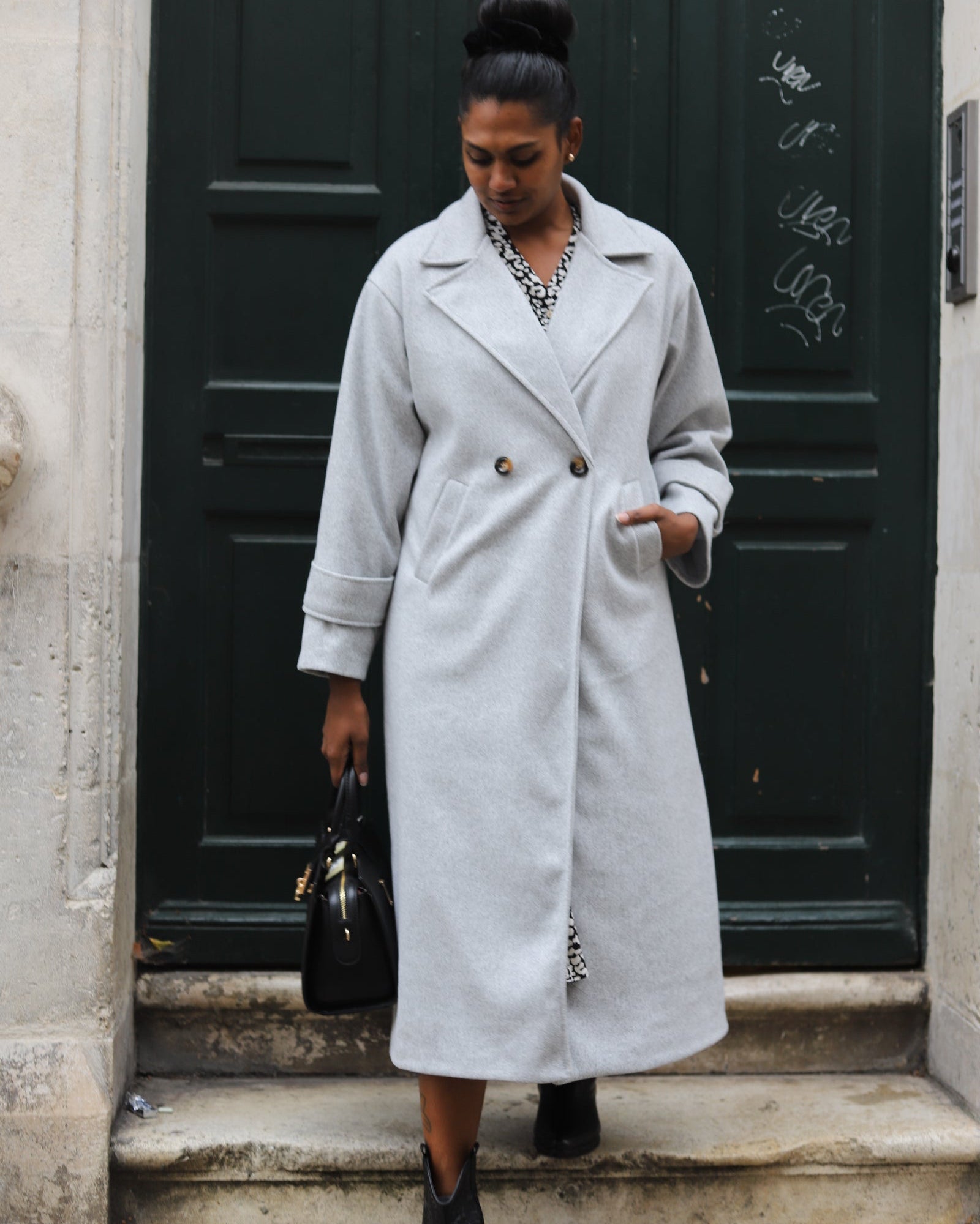 Manteau long ceinturé gris femme – Élégant et chaud | Beautiful Shop