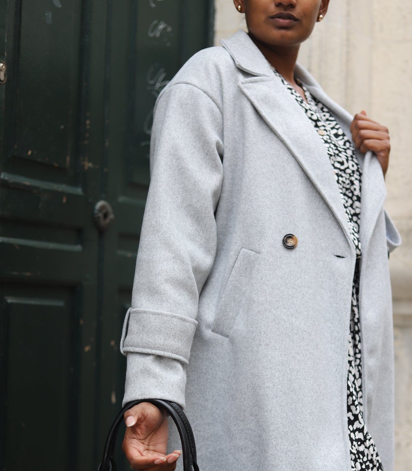 Manteau long ceinturé gris femme – Élégant et chaud | Beautiful Shop