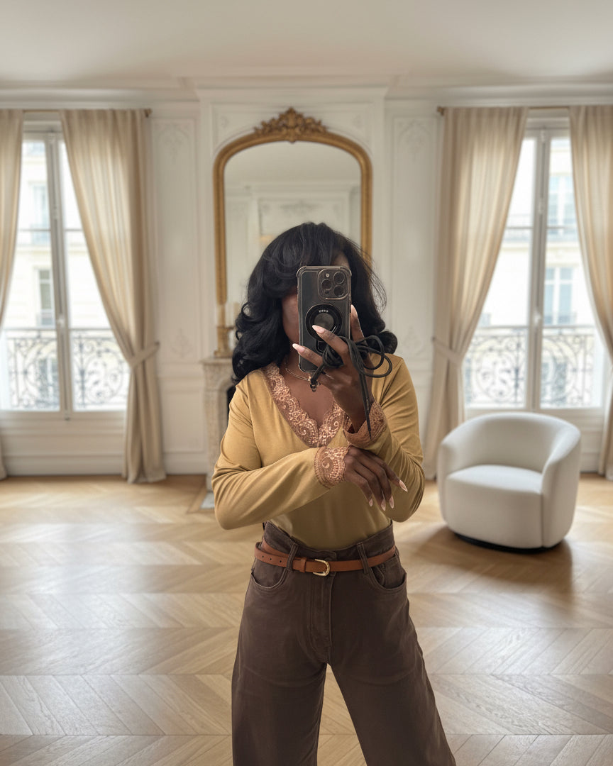 Pull Fin Col V en Dentelle – Chic & Confortable-beautifulshop