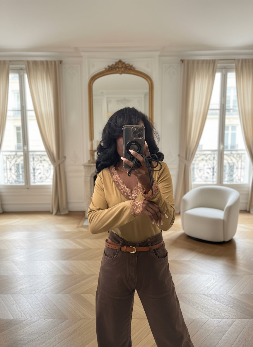 Pull Fin Col V en Dentelle – Chic & Confortable-beautifulshop