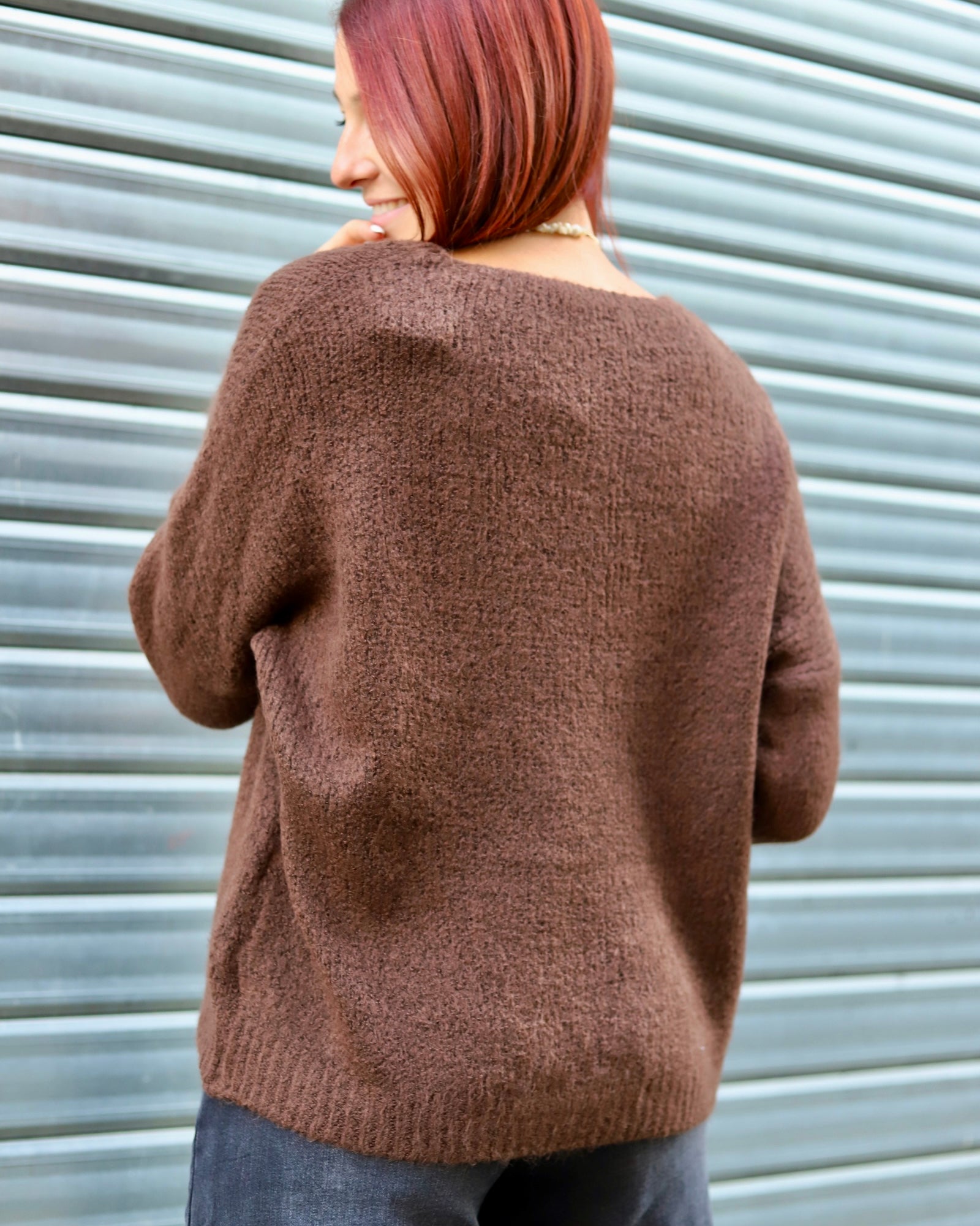 Pull col V marron – Douceur & confort au quotidien- beautifulshop- boutique-Angoulême