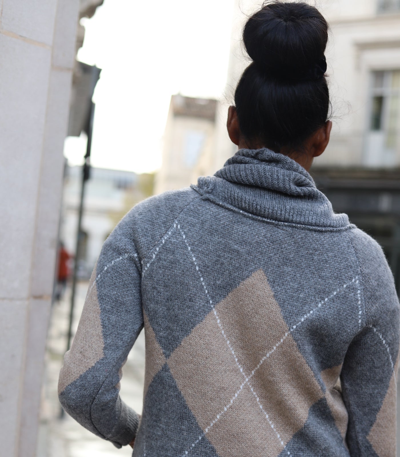 Pull col drapé motif losange femme – Maille chaude grise et beige Made in Italy-beautifulshop