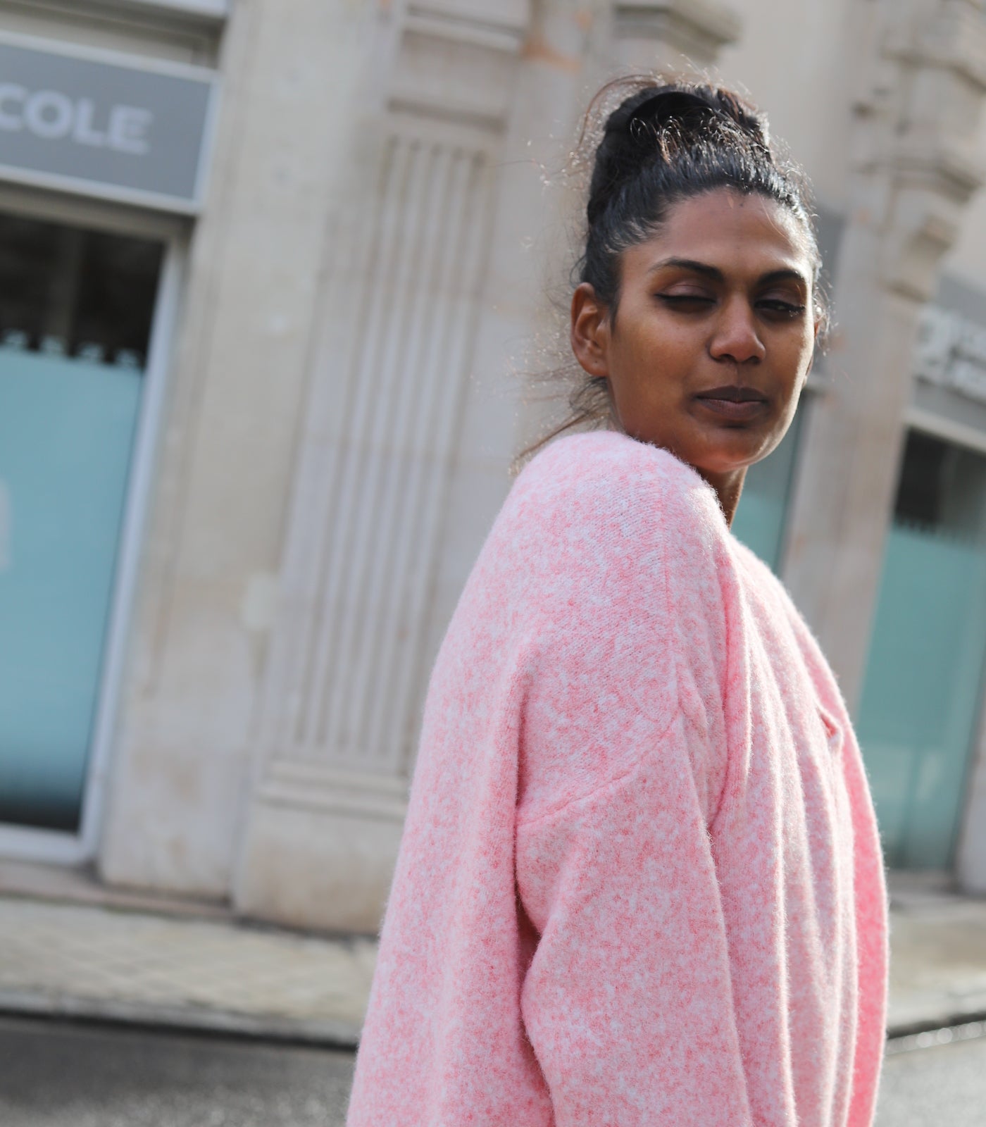 Pull oversize rose col V femme – beautiful shop