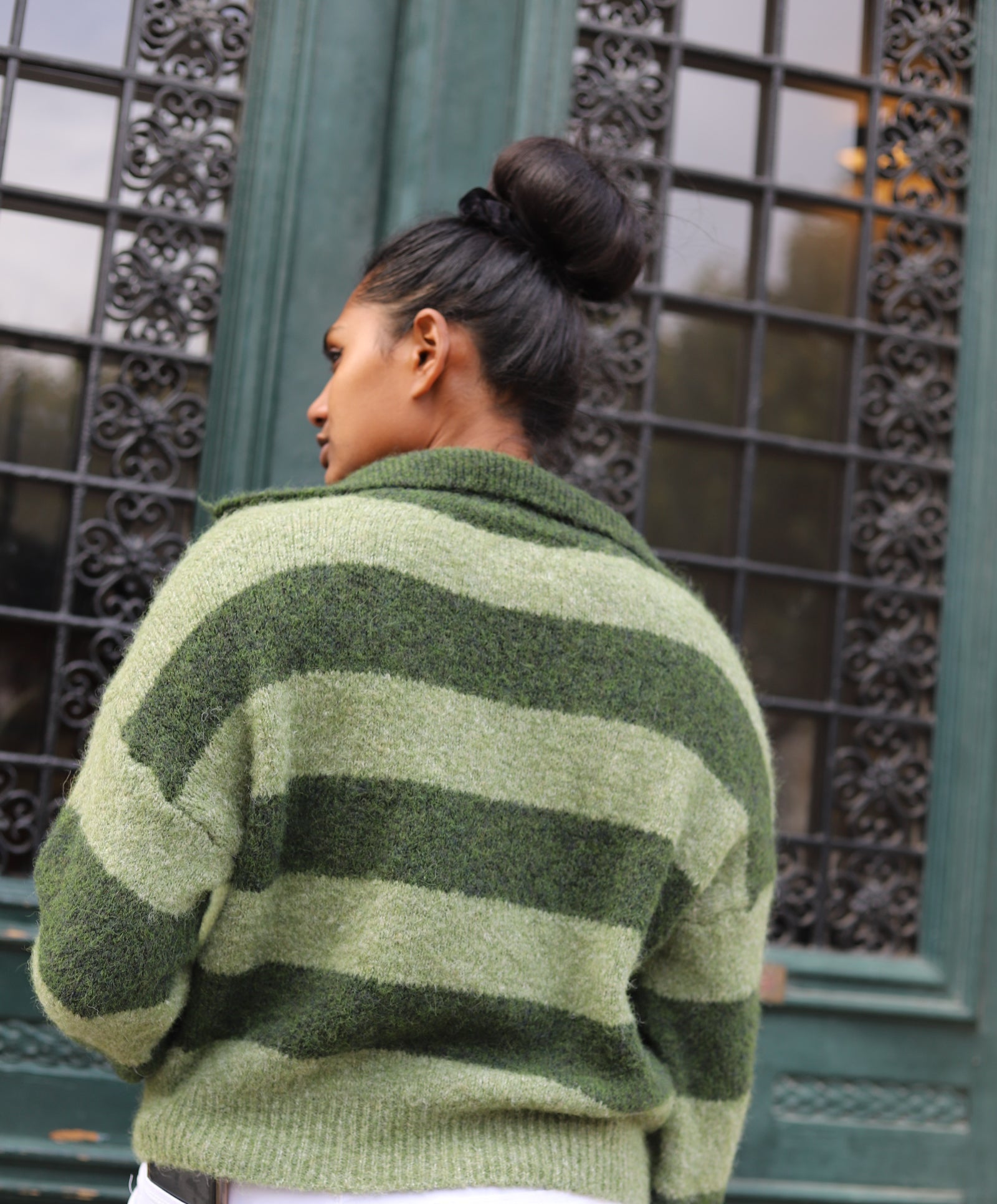 Pull rayé kaki col chemise – Taille unique 36/42 | Beautiful Shop