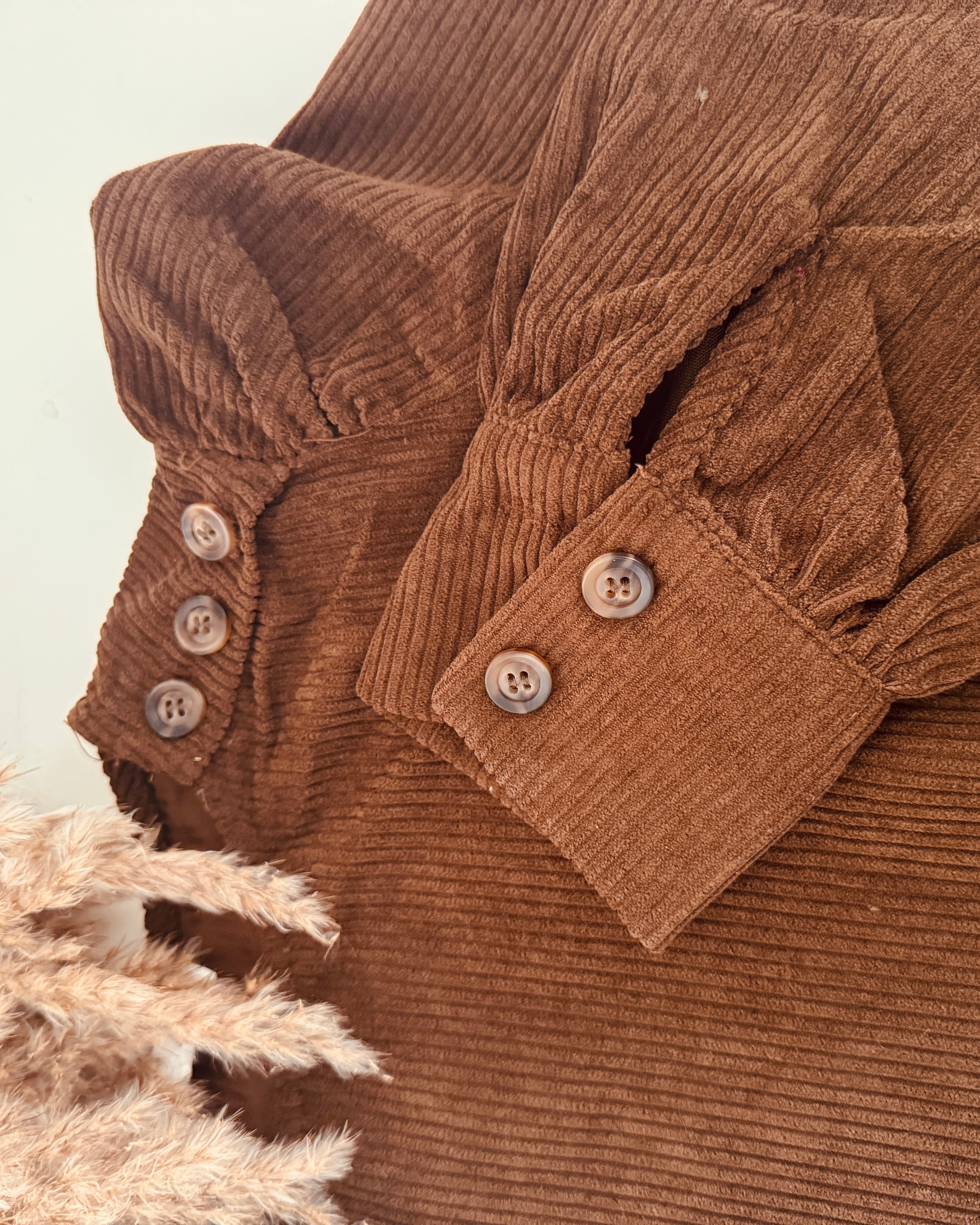 Robe courte fluide avec ceinture – Chocolat-beautifulshop