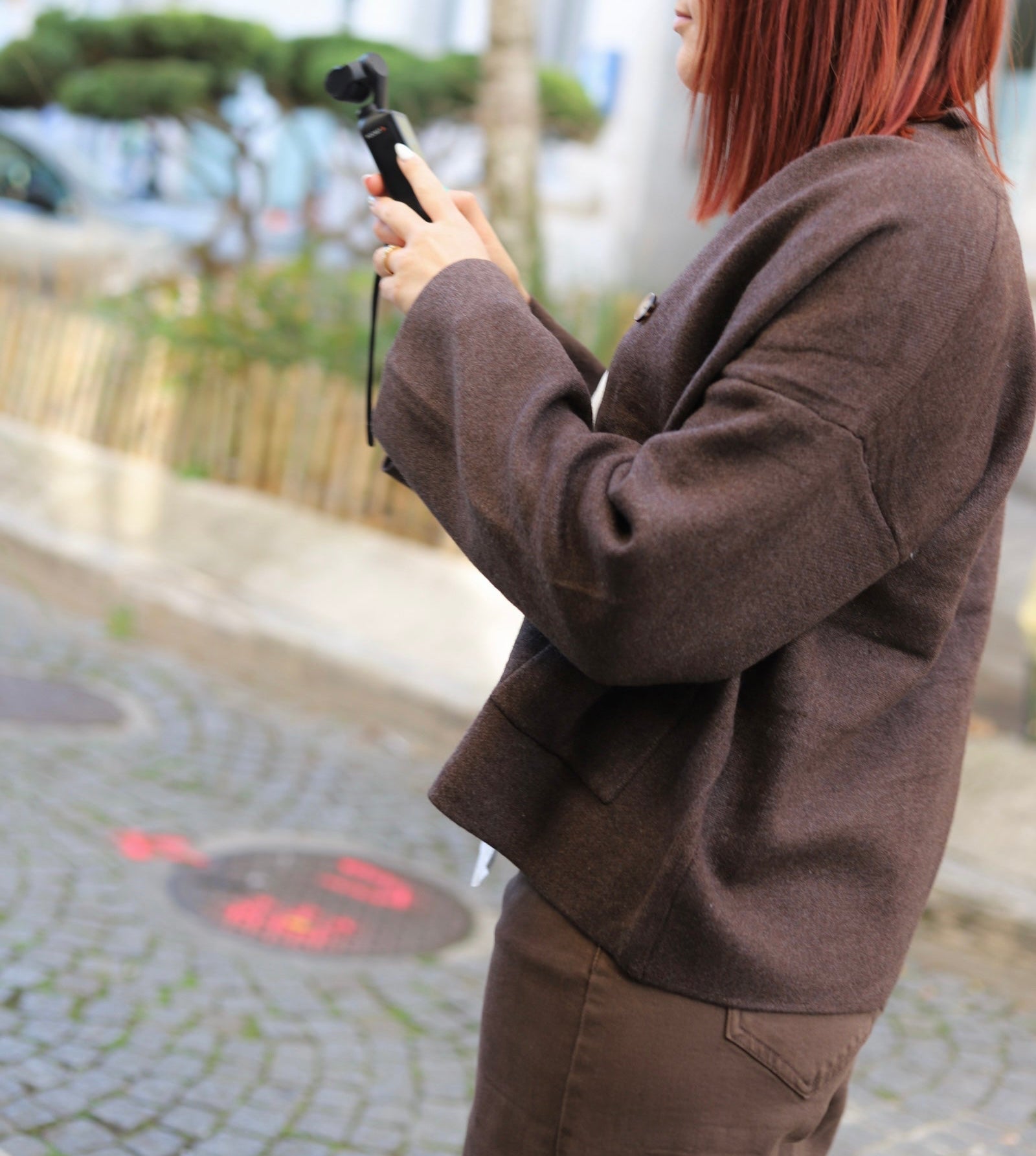 Veste en maille marron femme – Raffinement & coupe oversize-beautifulshop