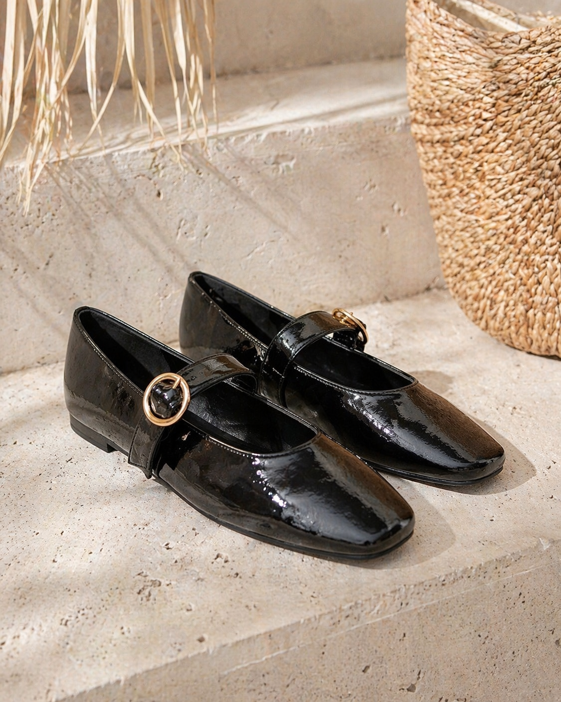 ballerines babies femme à bride et boucle dorée