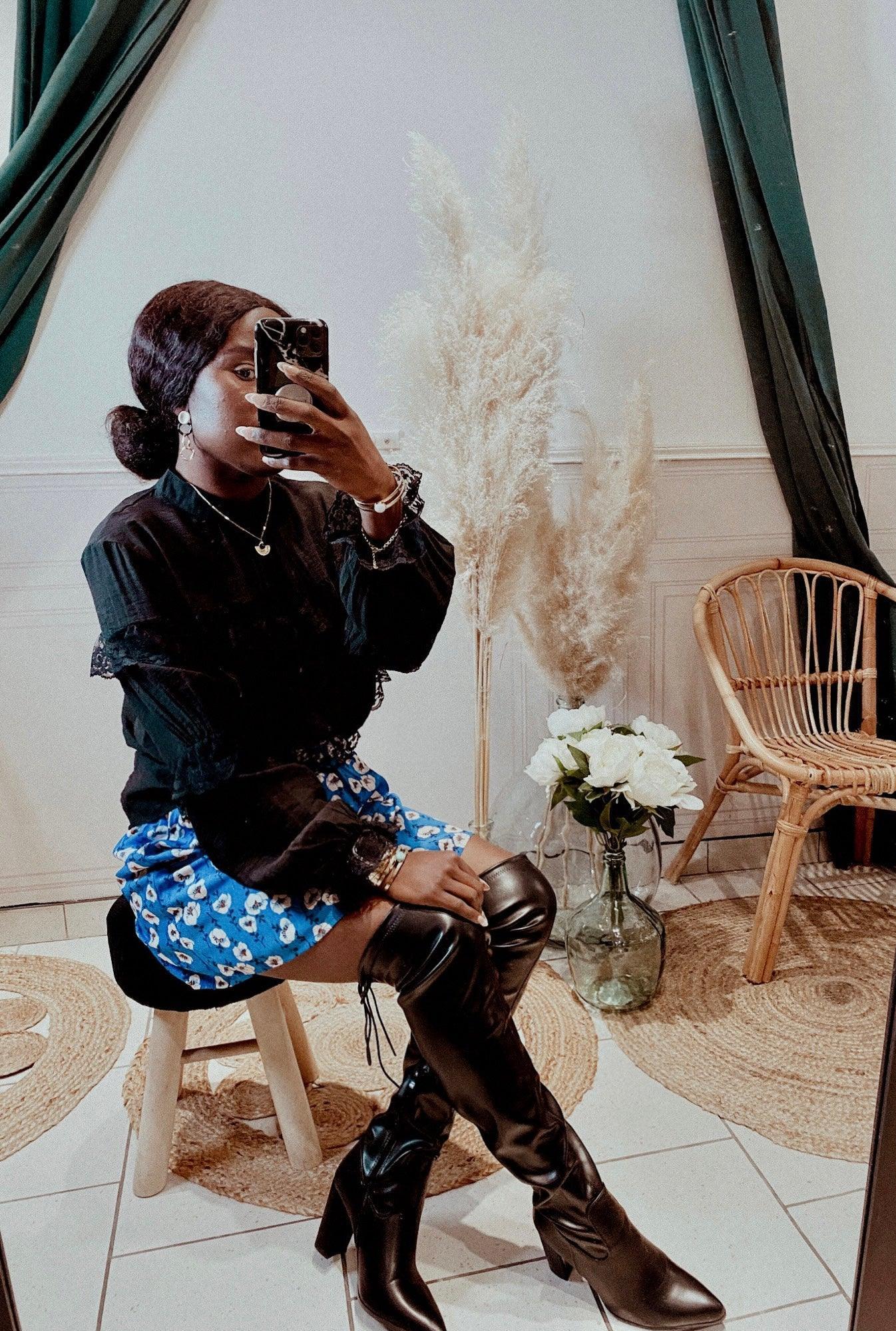 Blouse volantée noire avec détails en dentelle - Beautiful Shop - beautifulshop