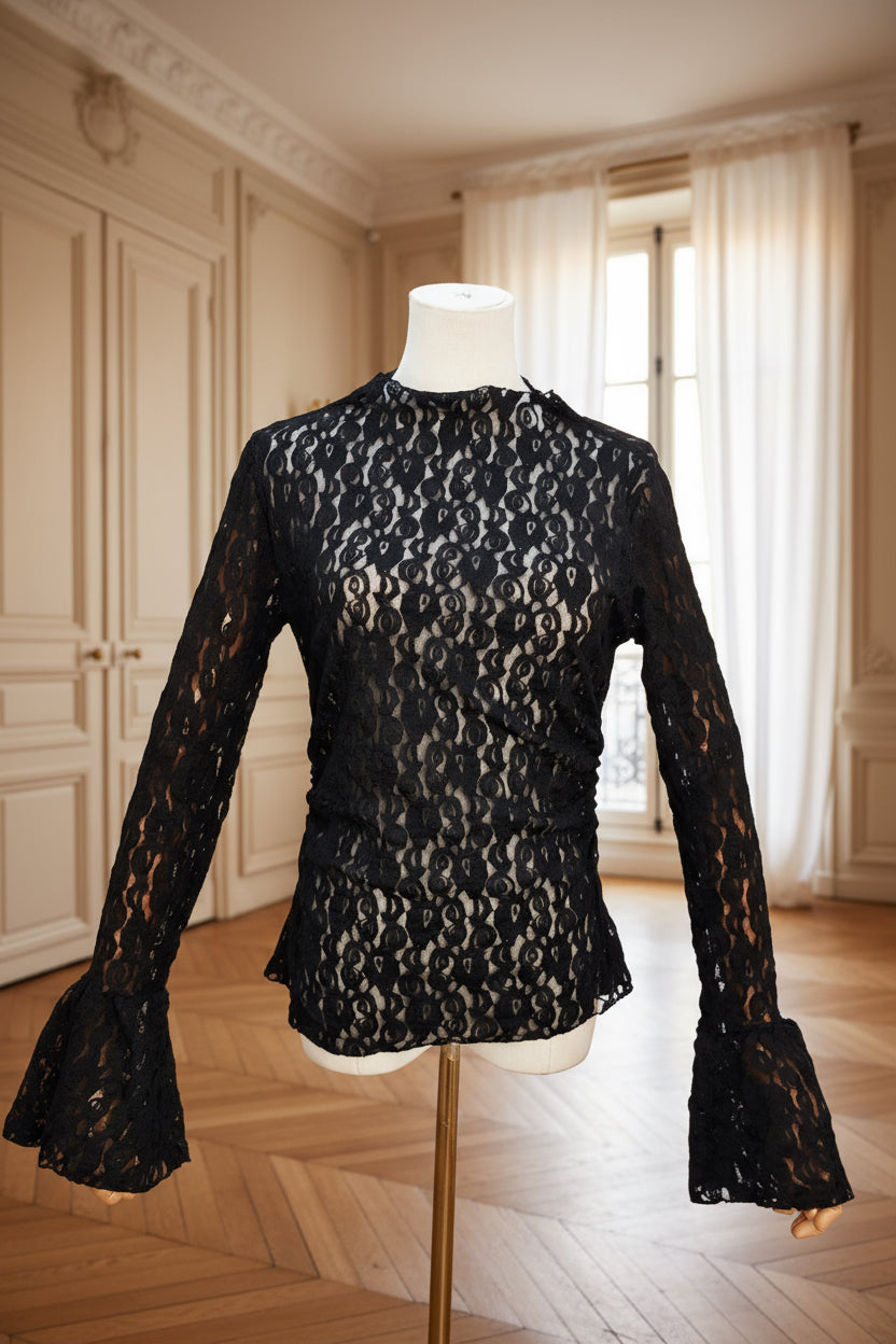 blouse dentelle noire femme, haut transparent soirée, top sexy chic femme, blouse col montant dentelle, haut volanté noir élégant, blouse romantique soirée