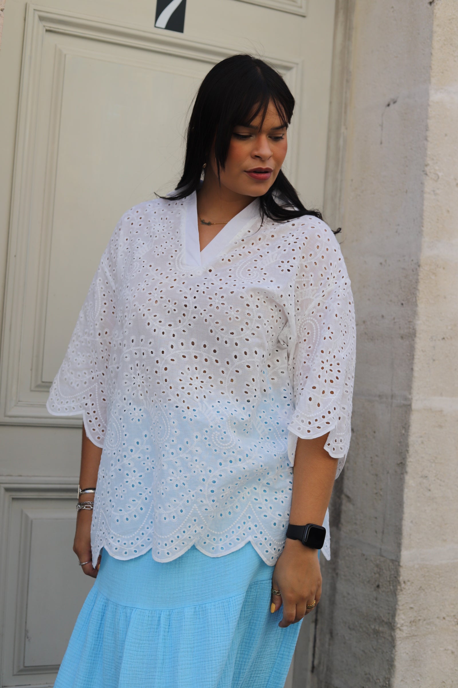 Blouse brodée blanche en coton – beautifulshop