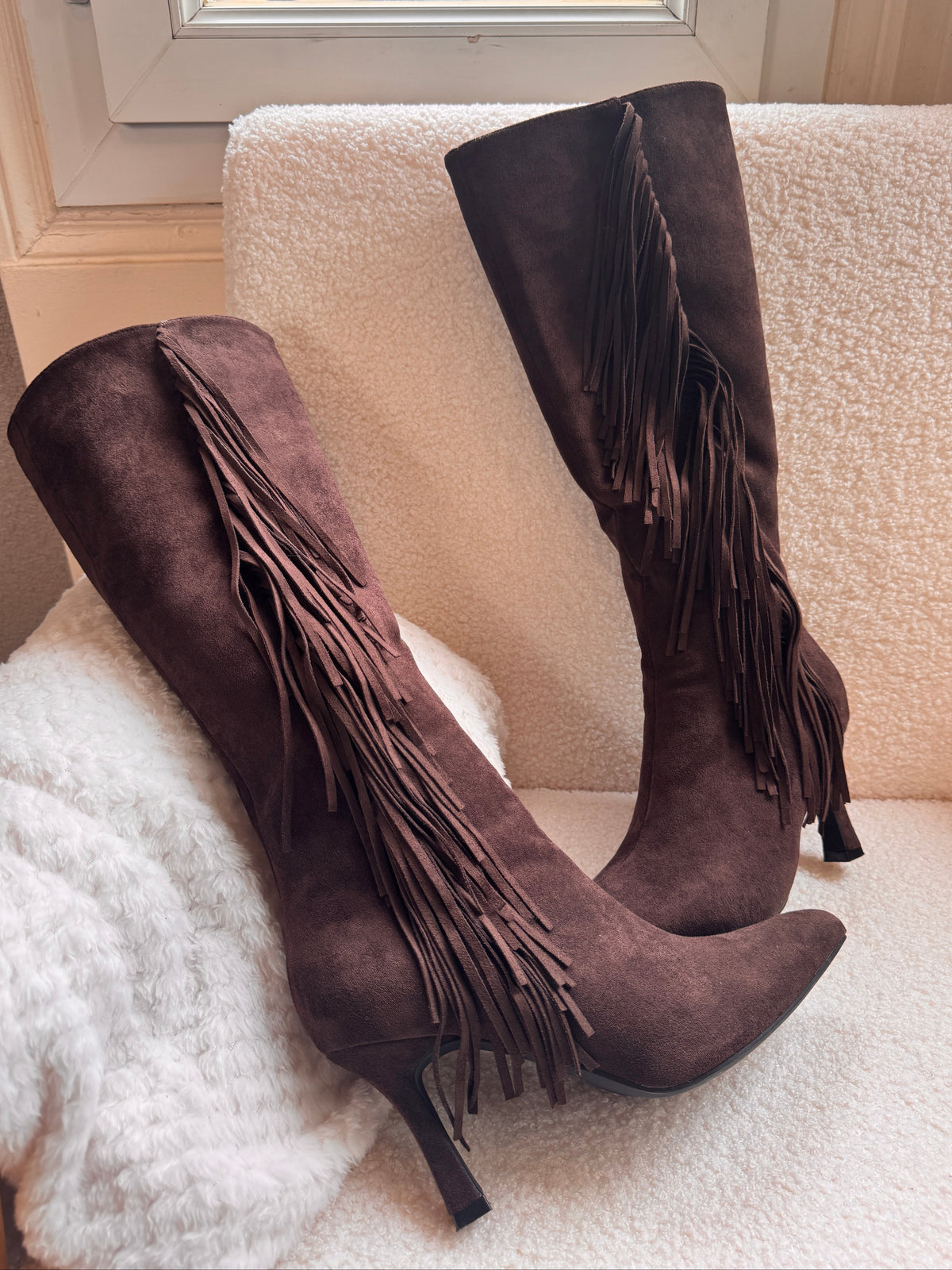 Bottes chocolat à franges – Beautiful Shop
