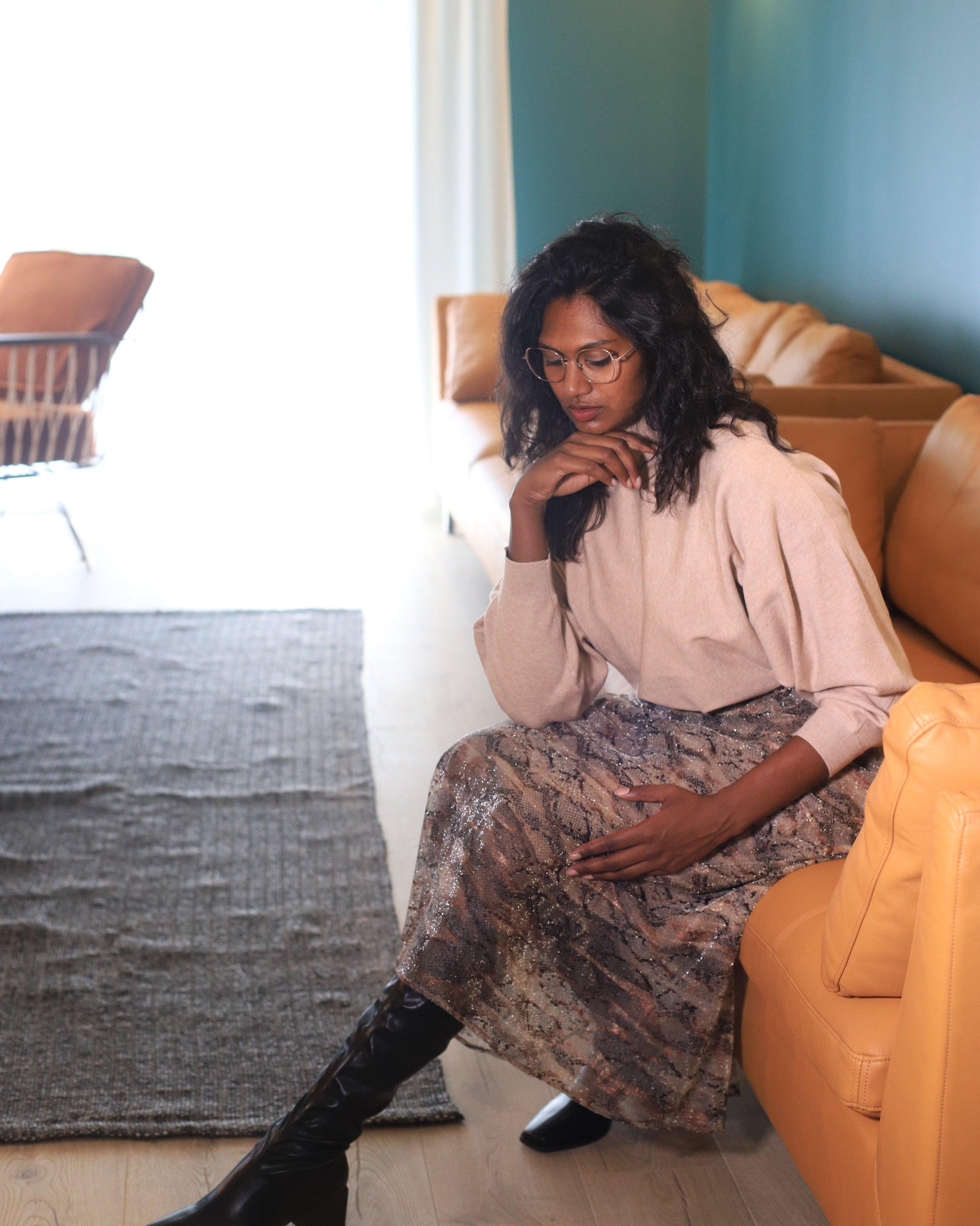 Bottes Noires en Simili Cuir à Petit Talon Carré - beautifulshop