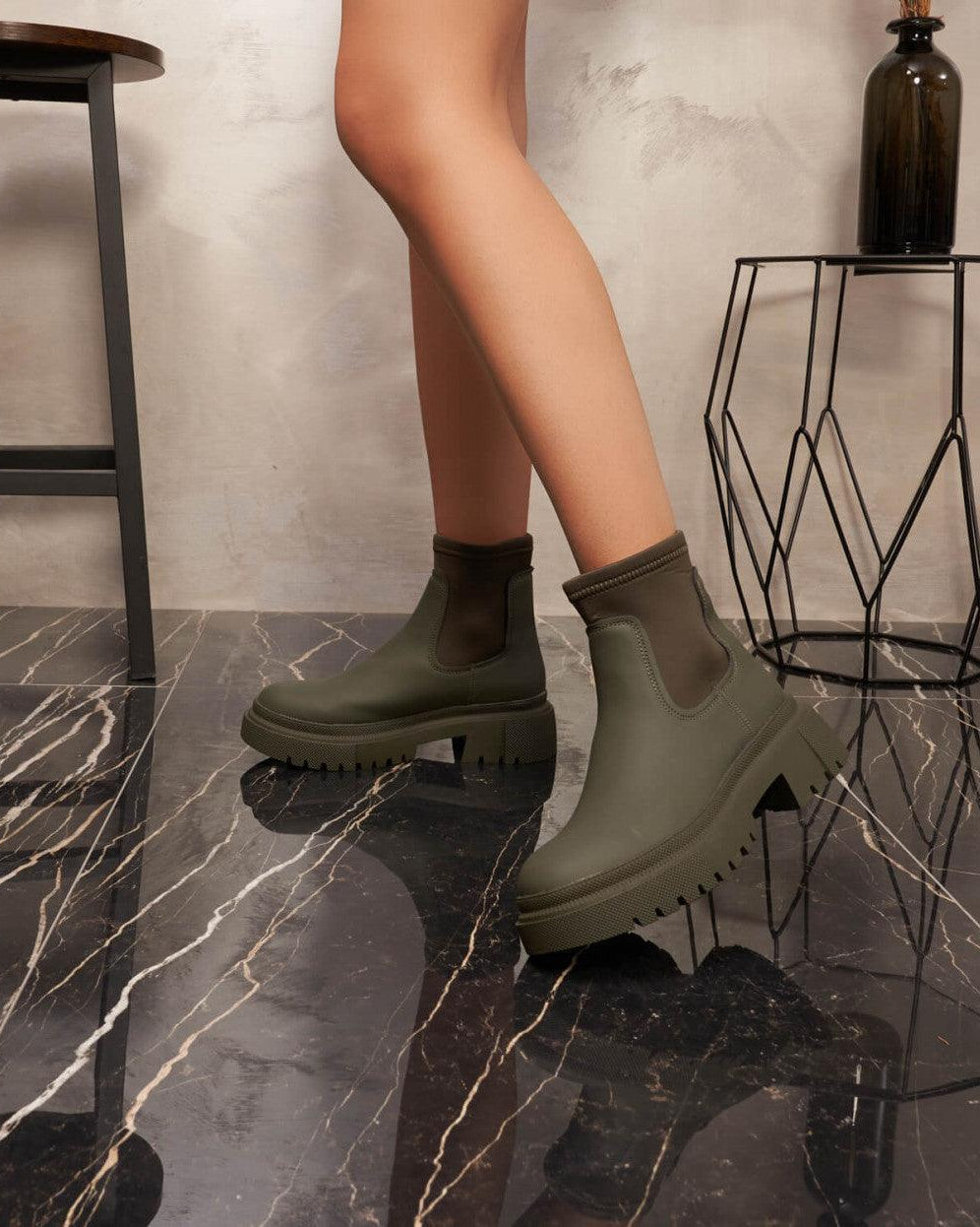 Bottines Kaki Bi-Matière à Enfilage Facile - beautifulshop