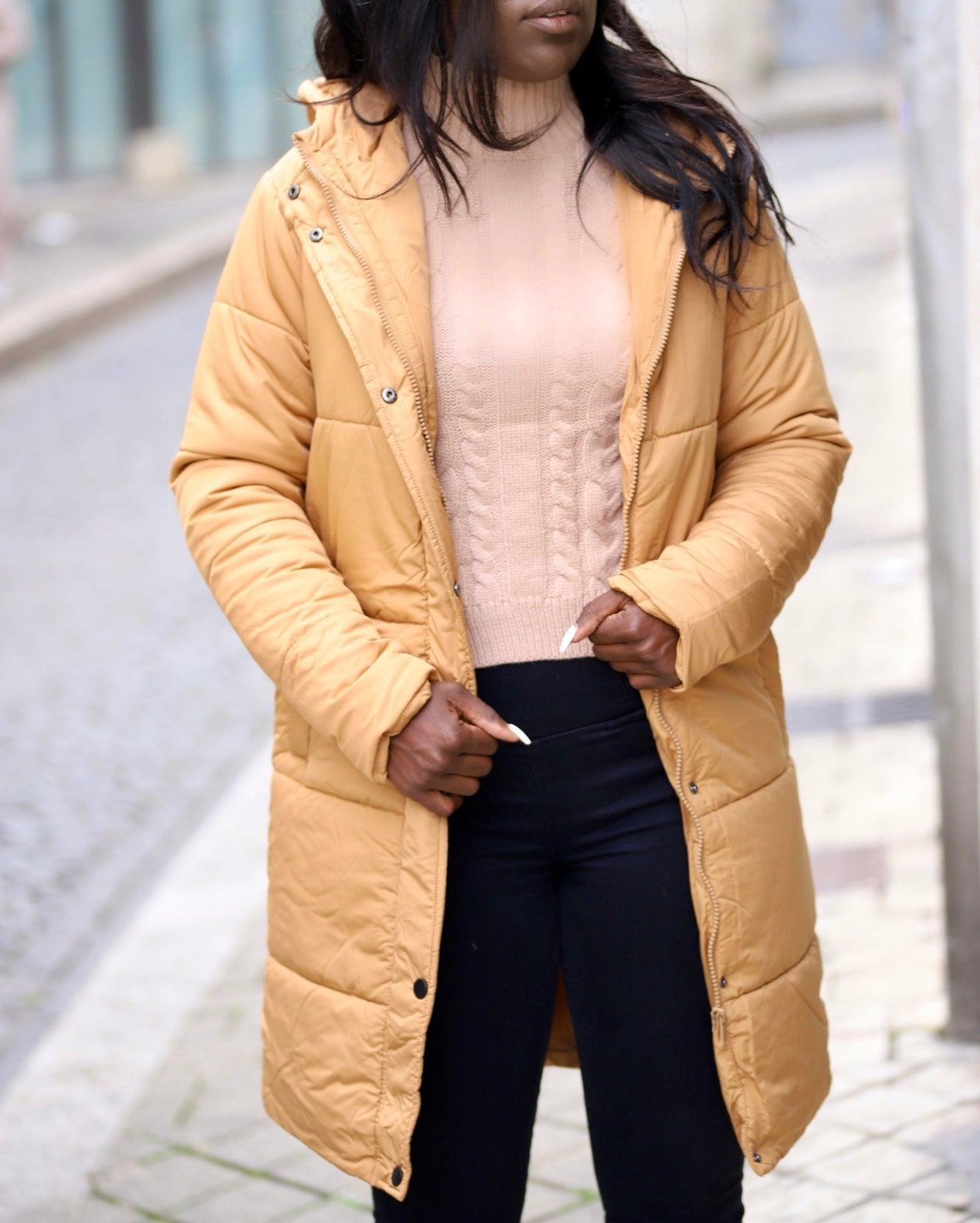 Doudoune camel matelassée mi long à capuche - beautifulshop