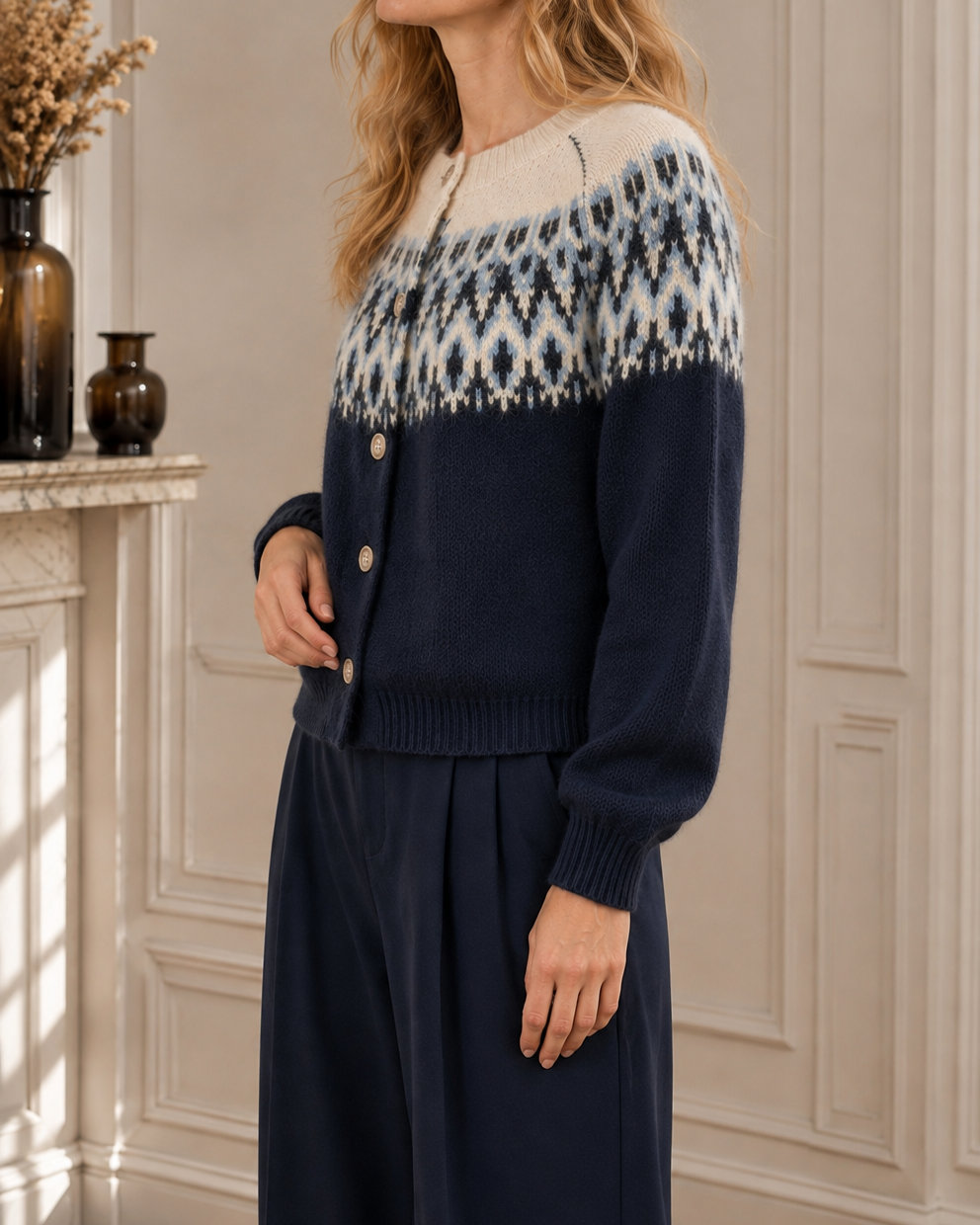 Gilet Astrid imprimé jacquard – bleu marine – Beautiful Shop