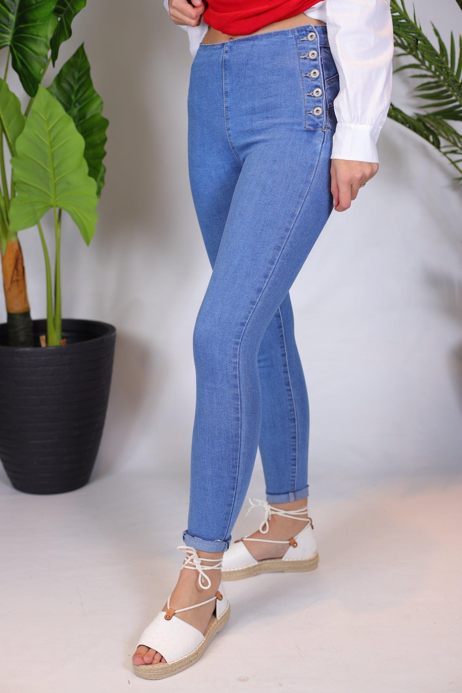 Jeans bleu taille haute détail boutons à l'avant - beautifulshop