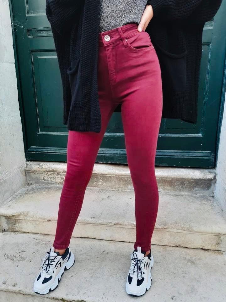 Jeans rouge bordeau taille haute - beautifulshop