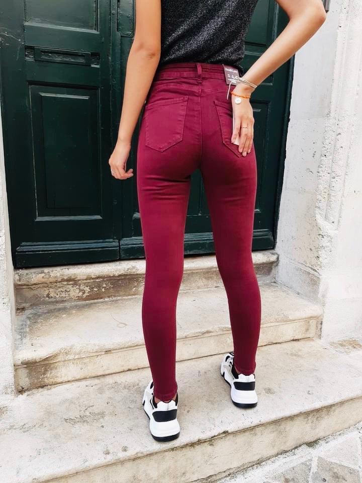 Jeans rouge bordeau taille haute - beautifulshop