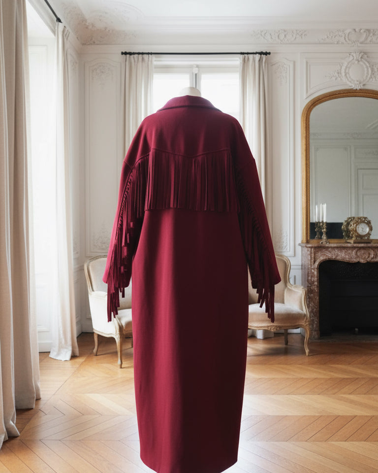 manteau franges bordeaux, manteau oversize femme, manteau western chic, manteau long italien, manteau tendance automne hiver, manteau frangé rouge