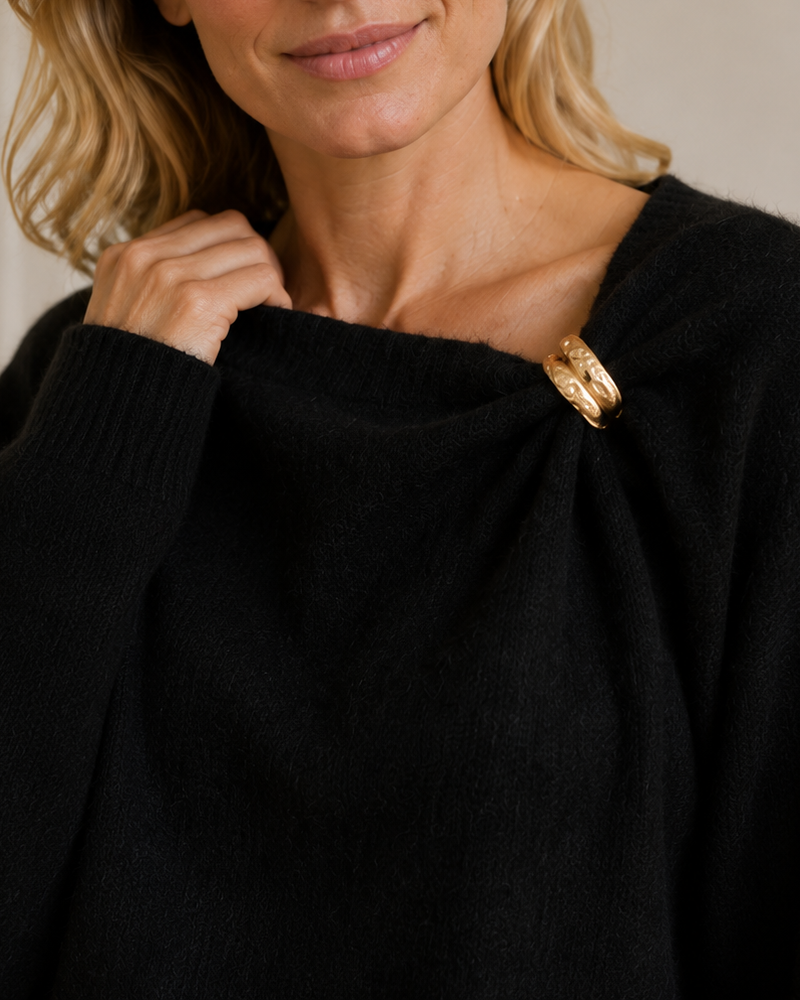 Pull Céleste noir à bijou doré – Beautiful Shop