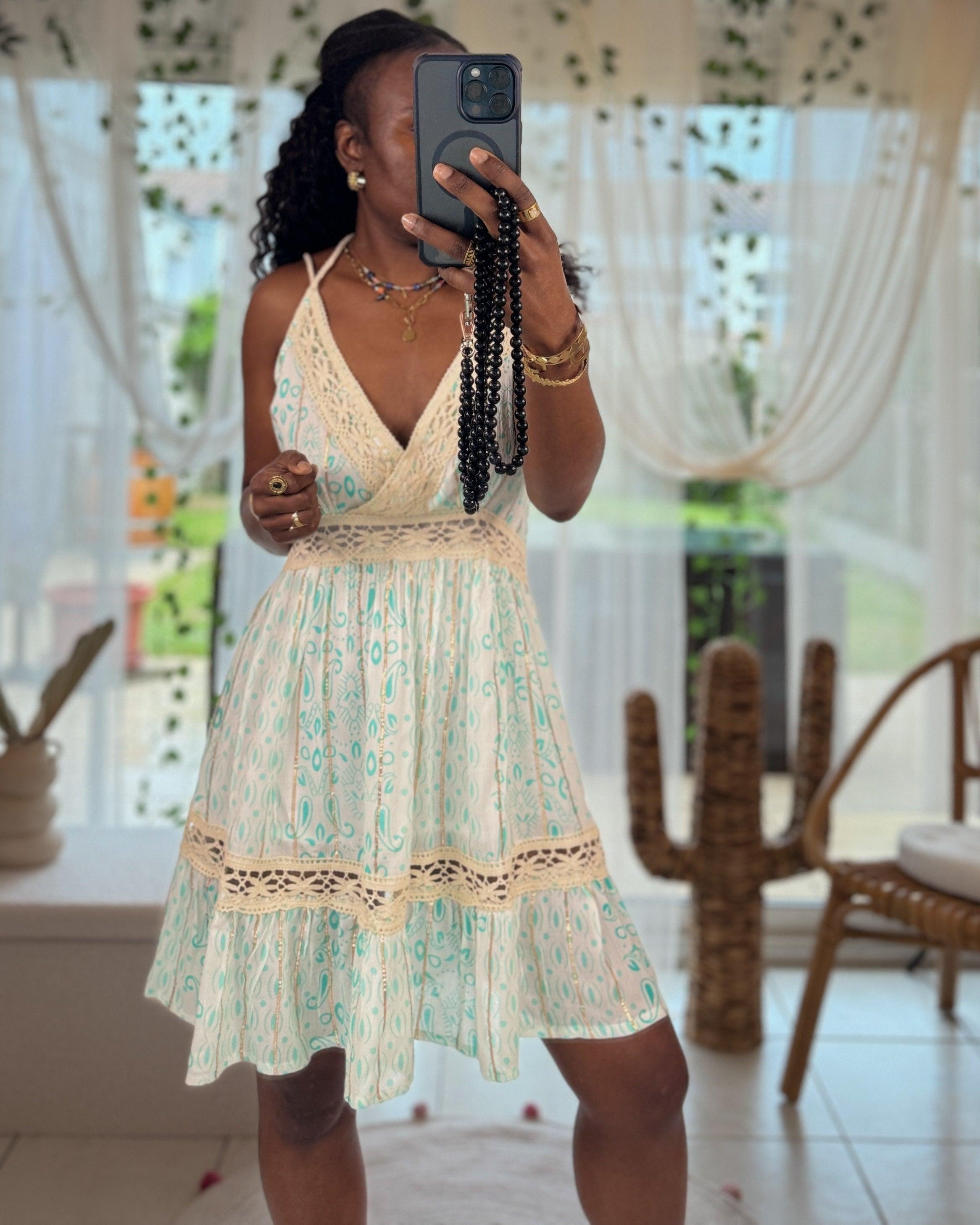 Robe Courte à Fines Bretelles - beautifulshop