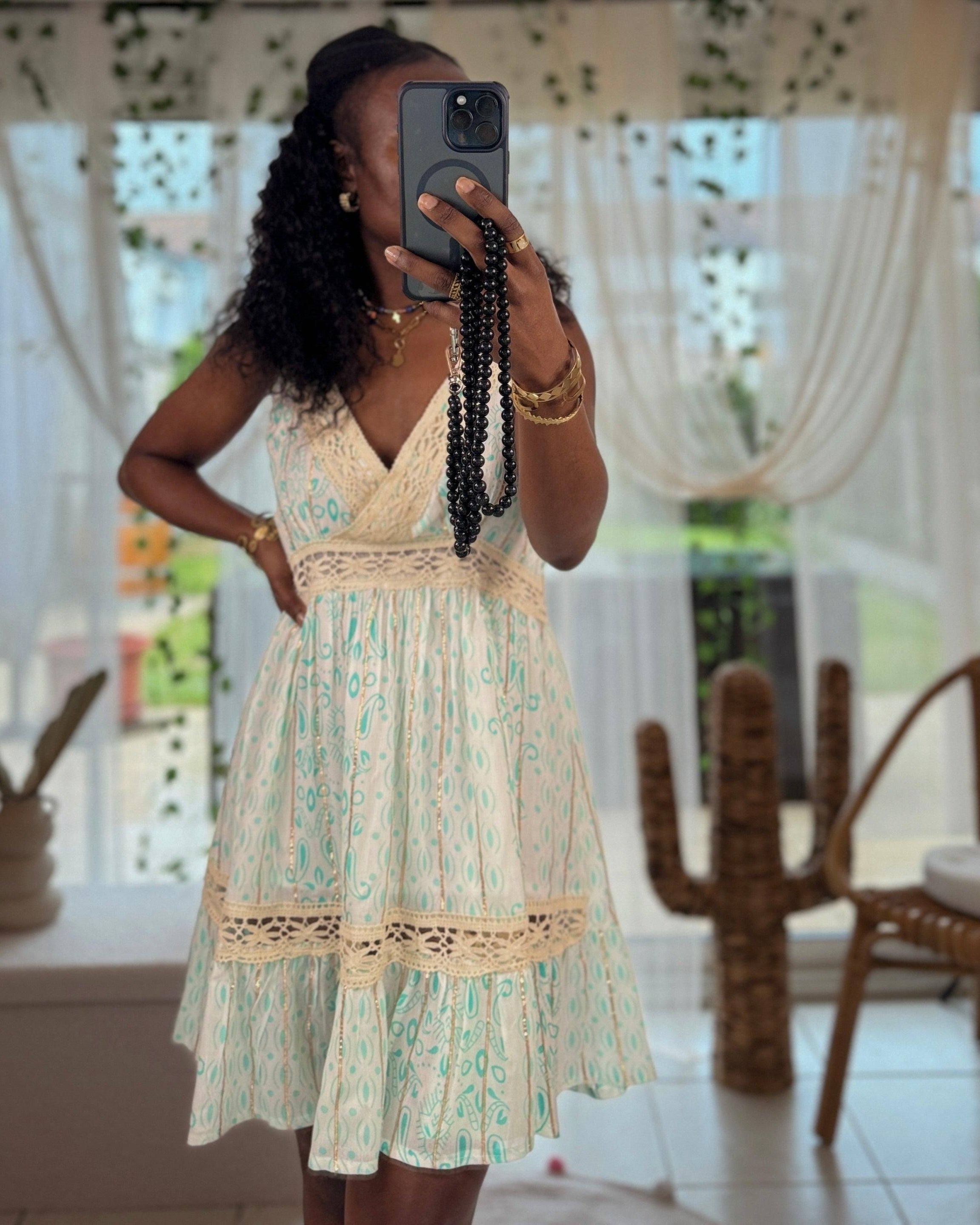 Robe Courte à Fines Bretelles - beautifulshop