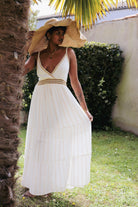 Robe Longue Beige à Bretelles Fines et Broderie - beautifulshop