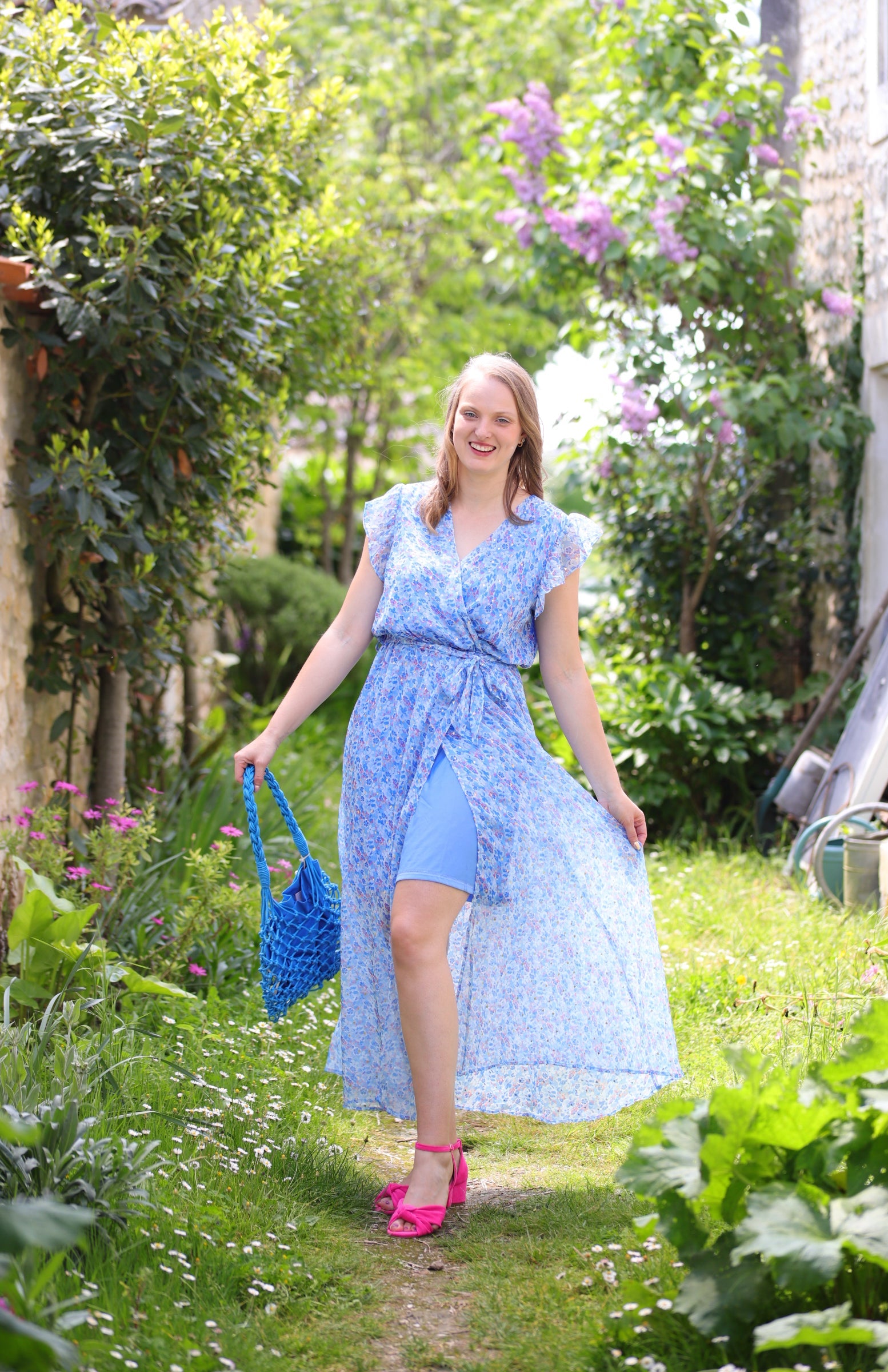 Robe Longue Fleurie Portefeuille – Légèreté et Féminité - beautifulshop