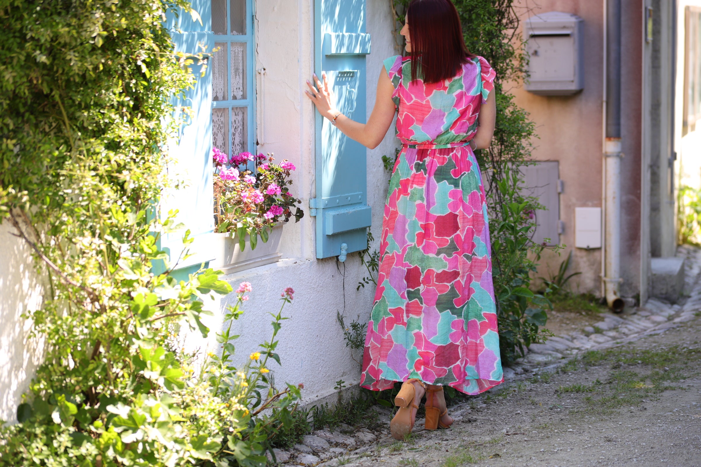 Robe Longue Fleurie Ceinturée – Fraîcheur & Élégance d'Été - beautifulshop