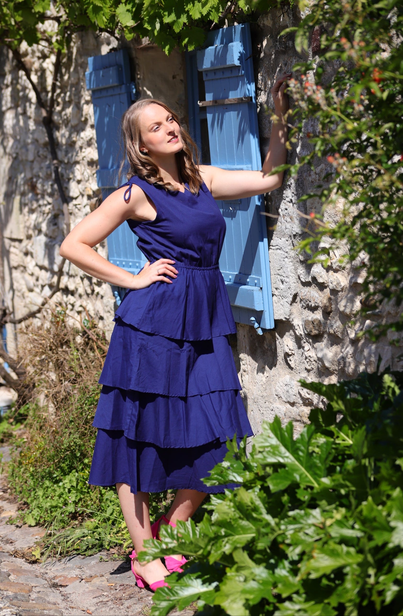 Robe longue bleu marine à volants – Élégance fluide & féminité estivale - beautifulshop