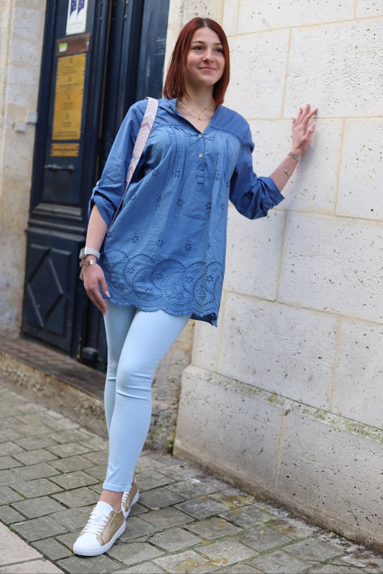 Blouse Bohème en Broderie Anglaise Bleu jean - beautifulshop - boutique femme sur Angoulême 