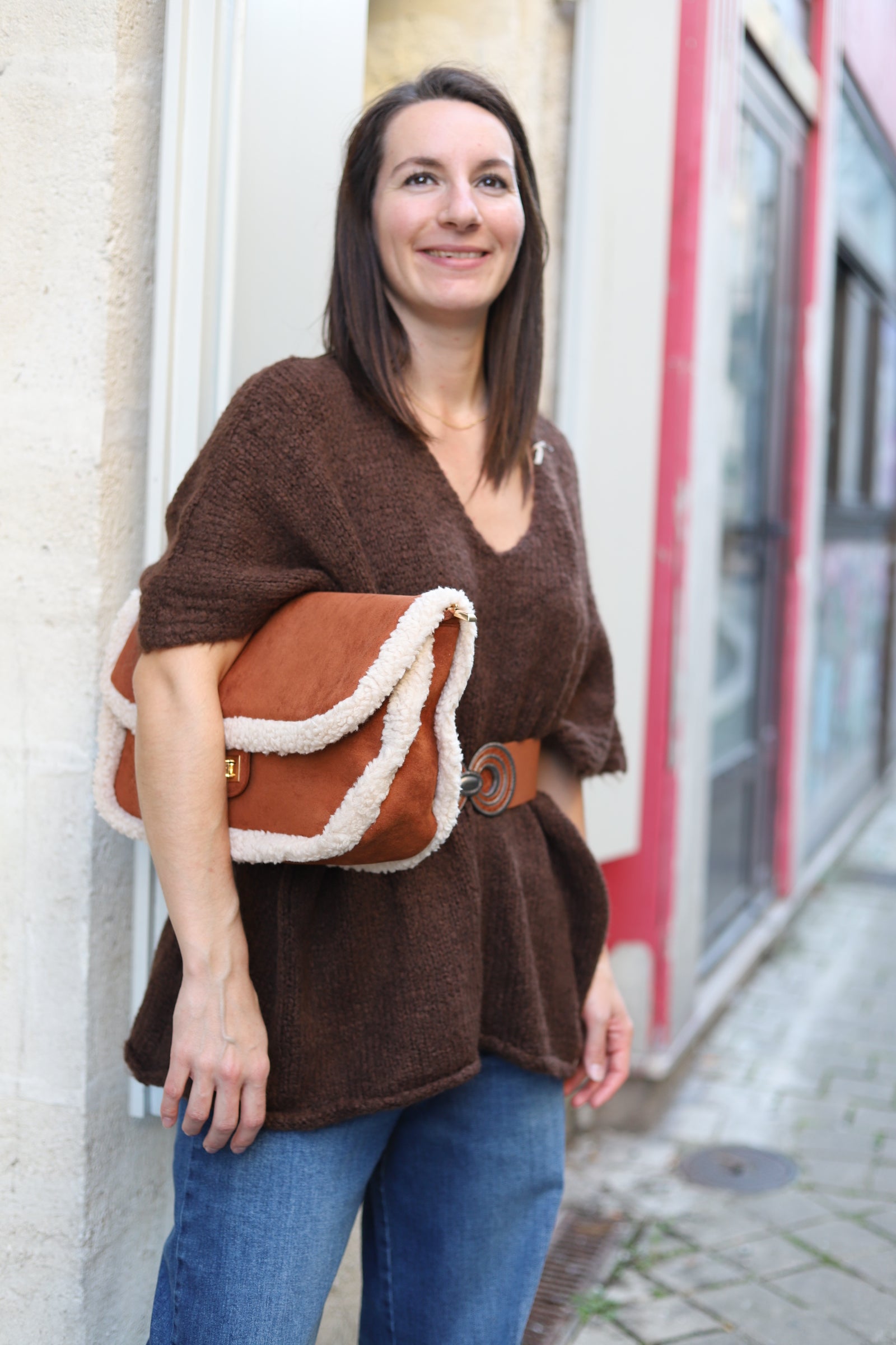 Sac à Main Camel Effet Suédine & Moumoute – Esprit Cosy Chic-beautifulshop-boutiqueangouleme 