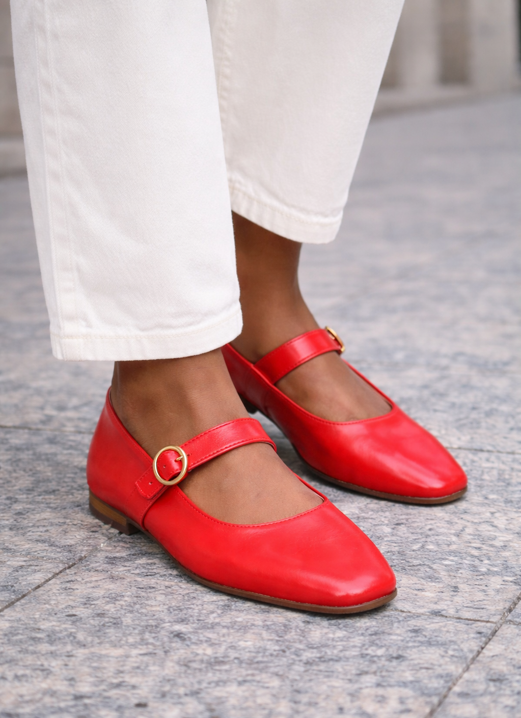 ballerines babies femme à bride et boucle dorée