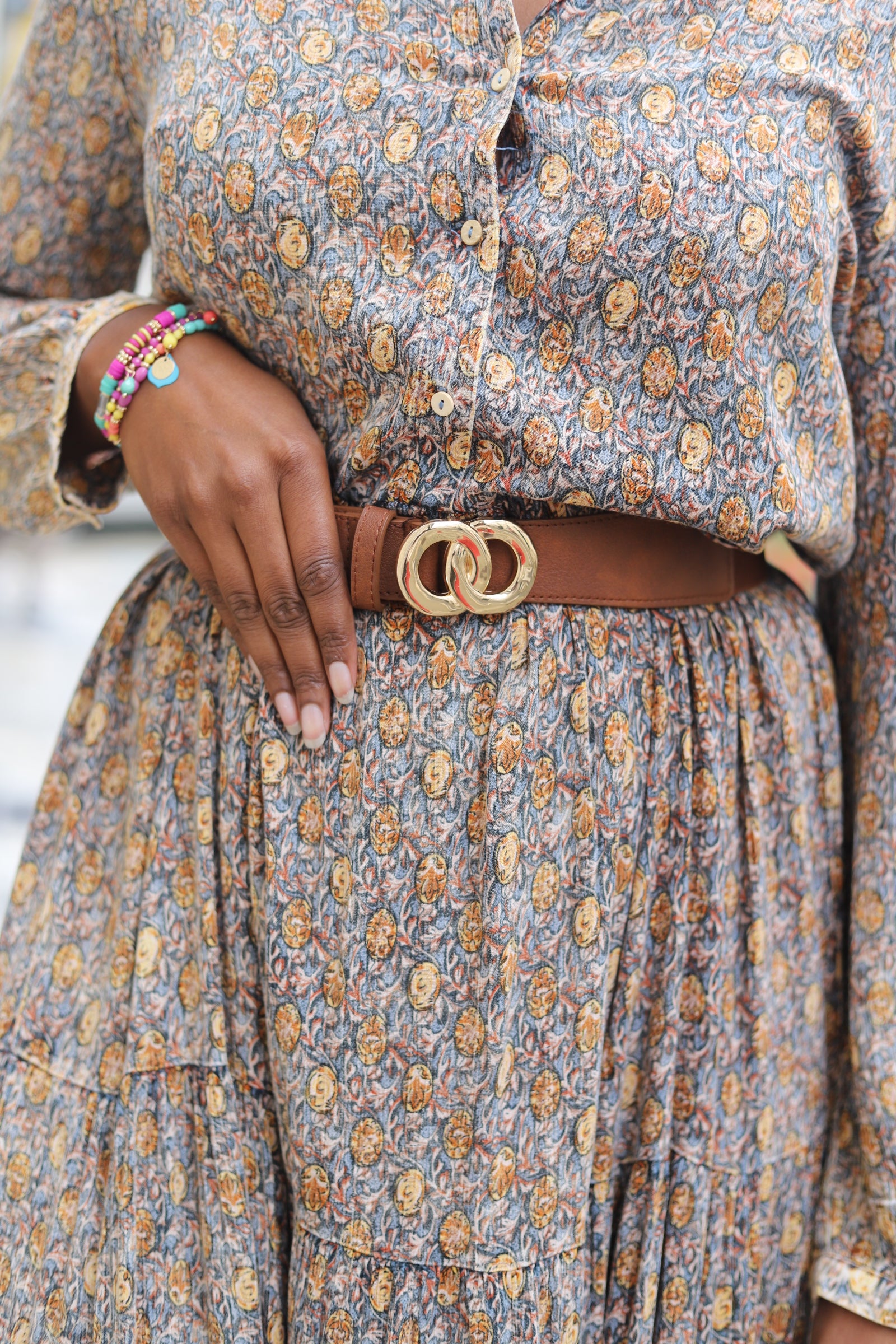 Ceinture élastique marron avec boucle dorée – Taille unique | Beautiful Shop