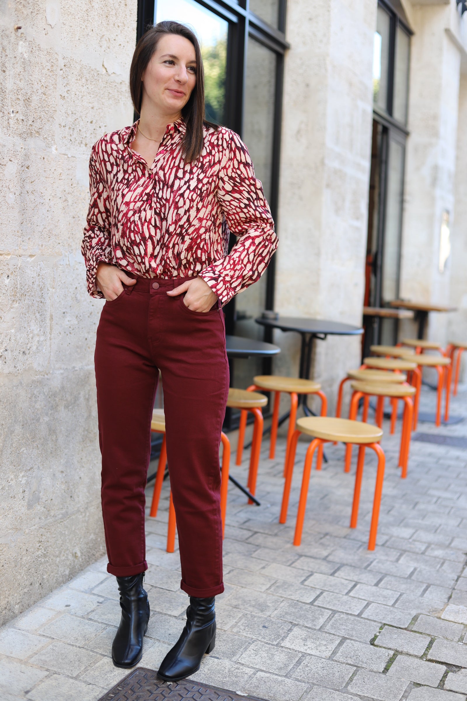 Chemise Imprimée Graphique Rouge & Crème – Manches longues – Tissu fluide | Made in Italy