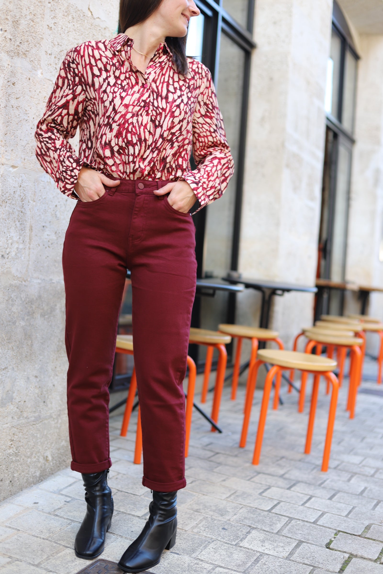 Chemise Imprimée Graphique Rouge & Crème – Manches longues – Tissu fluide | Made in Italy