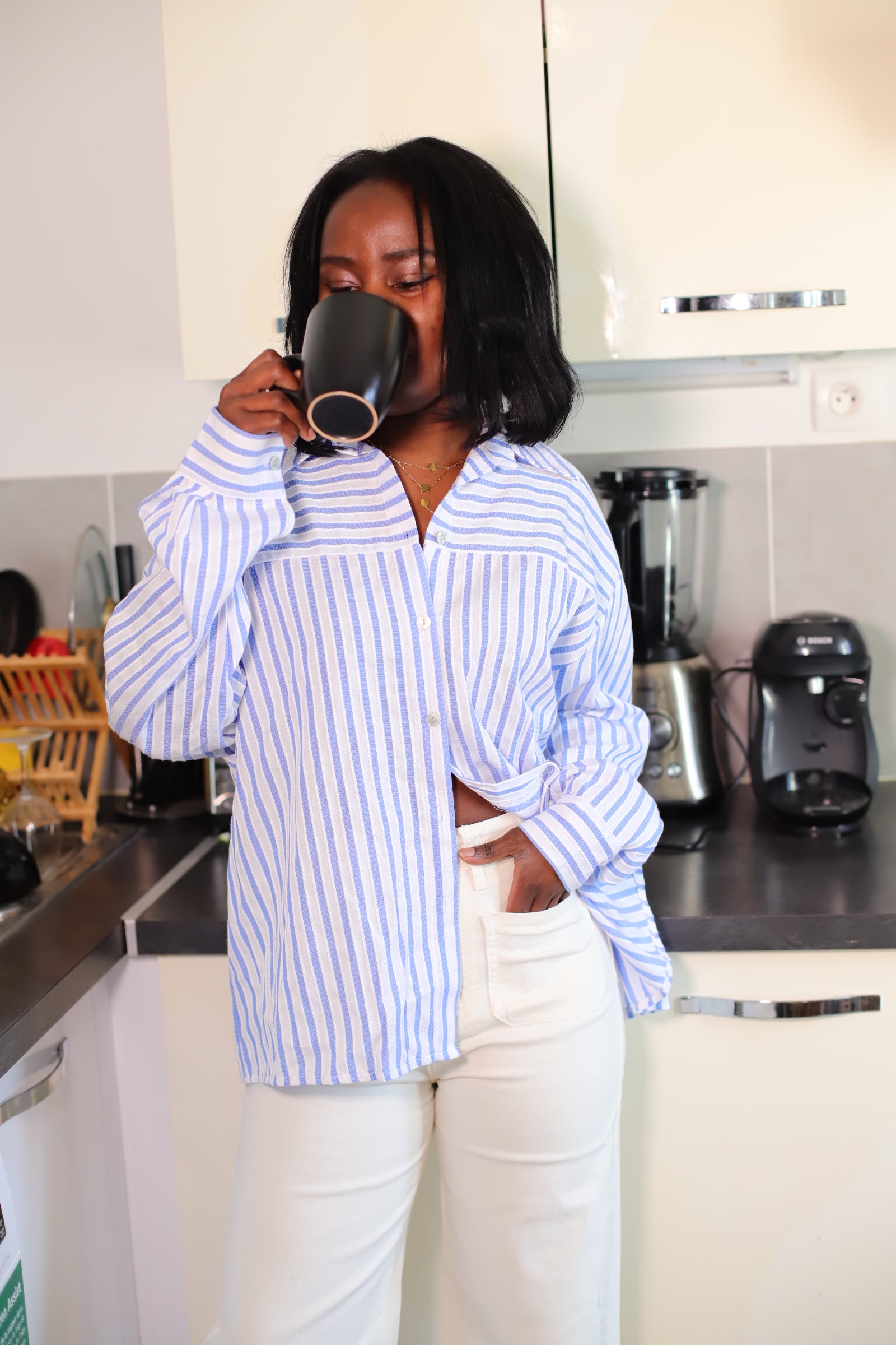 chemise rayée femme, chemise oversize coton, chemisier brodé, chemise bleu et blanc, coton italien, chemise ample 42 44, chemise été femme, chemise dos long, chemise chic casual