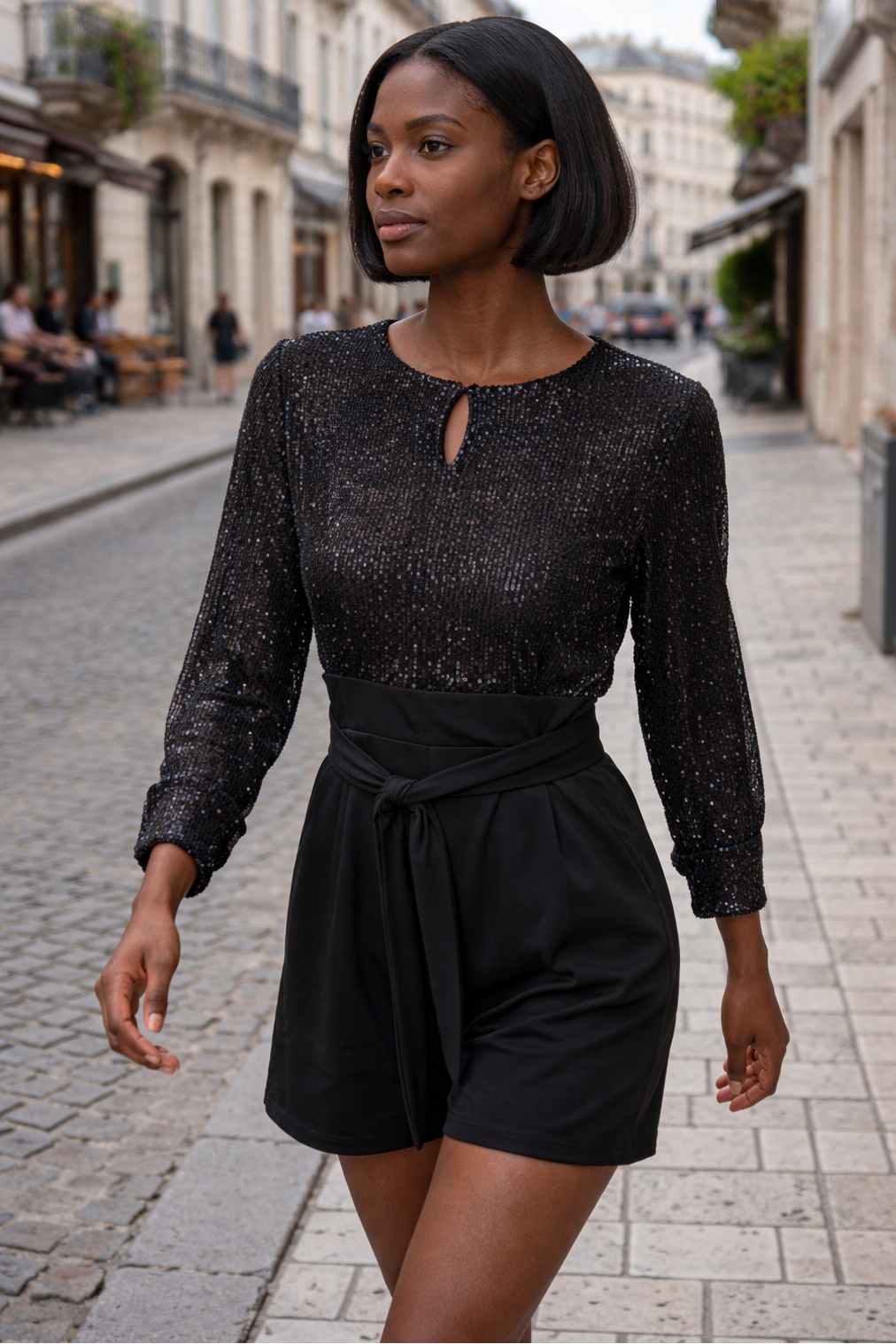 Combinaison Short Noire à Paillettes – Élégance & Charme Assurés-beautifulshop