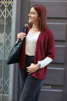 Gilet Croisé en Maille Douce – Coloris Bordeaux | Fabriqué en Italie