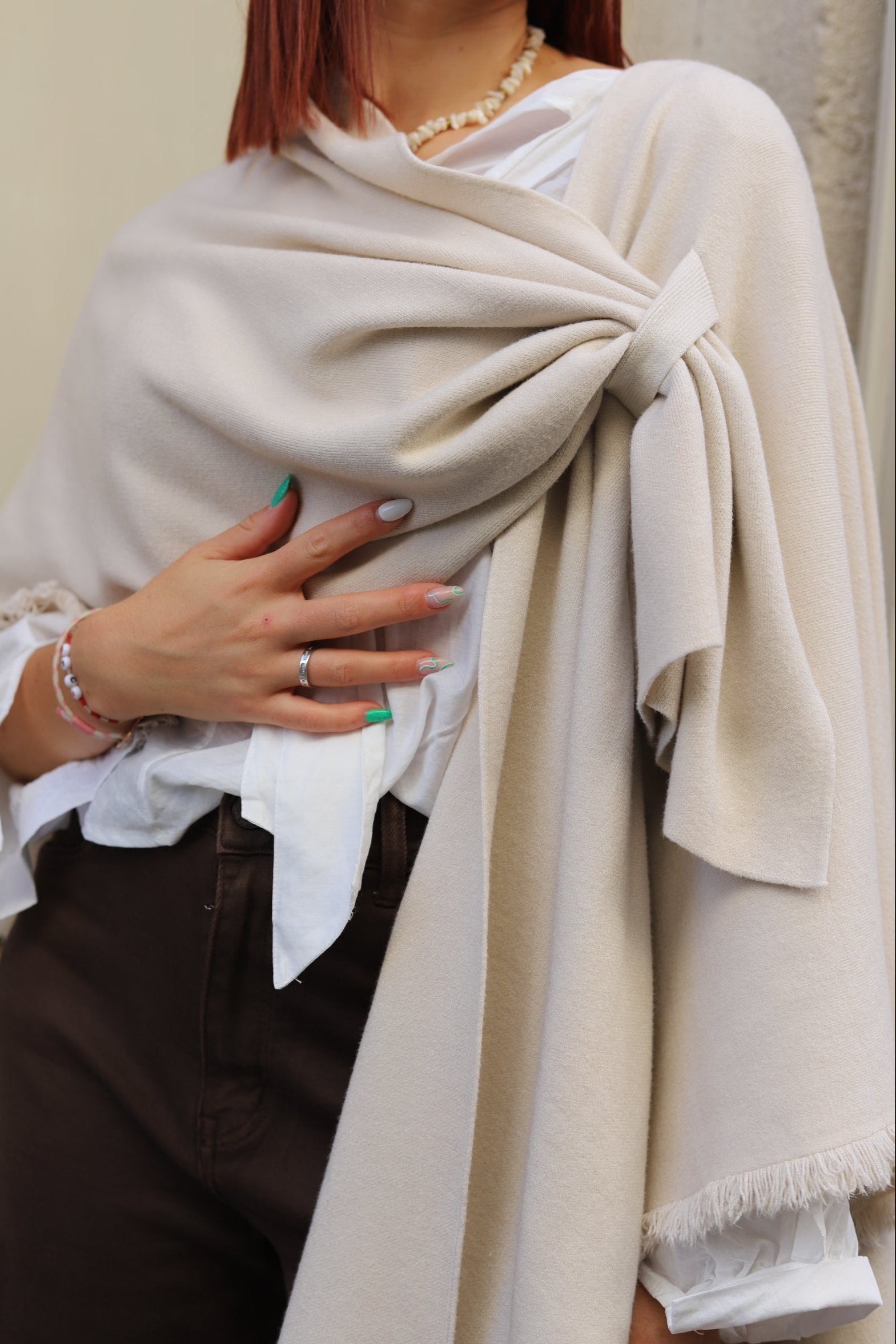 Poncho écru à nouer