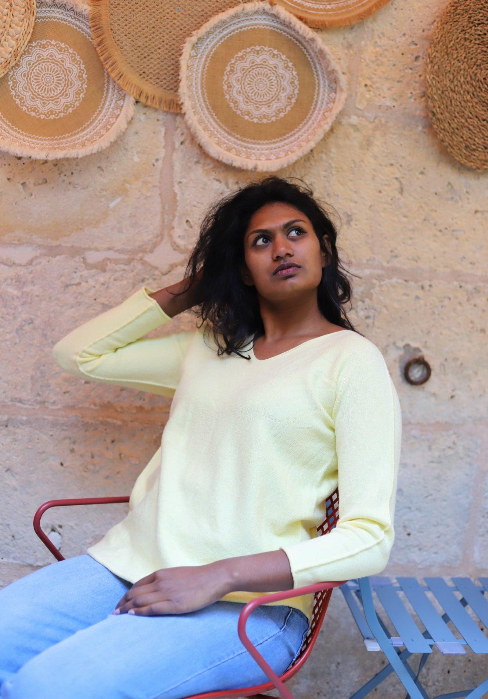 Pull Oversize Col V – Élégance et Confort au Quotidien - beautifulshop - boutique mode femme sur Angoulême 