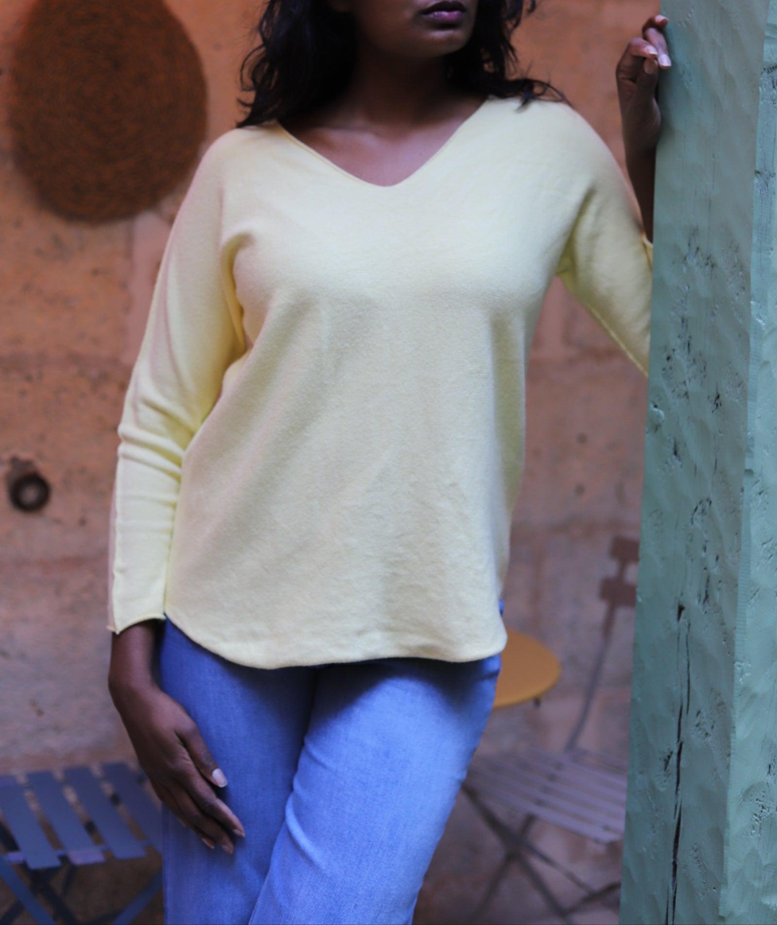 Pull Oversize Col V – Élégance et Confort au Quotidien - beautifulshop - boutique mode femme sur Angoulême 