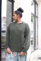 Pull Oversize kaki – Douceur & Style pour l’Hiver