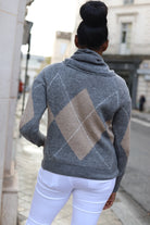 Pull col drapé motif losange femme – Maille chaude grise et beige Made in Italy-beautifulshop