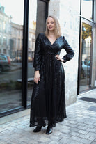 robe longue à sequins, robe de soirée noire, robe de gala, robe festive femme, robe élégante pour mariage, robe longue paillettes